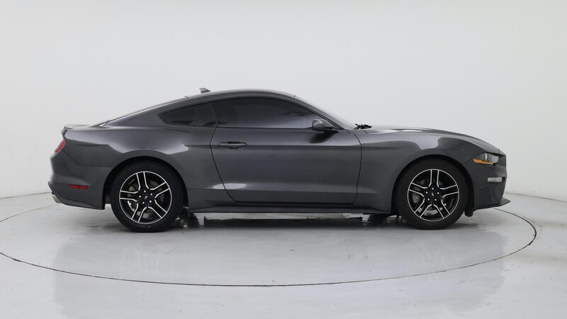 2020 Ford Mustang  7