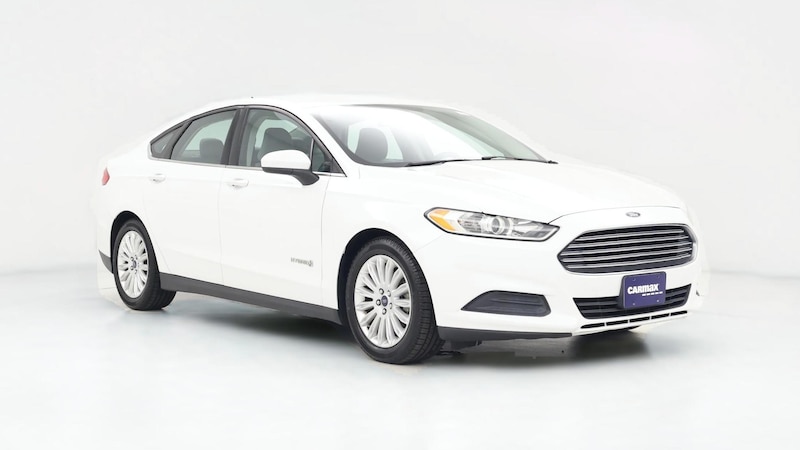 2015 Ford Fusion S Hero Image