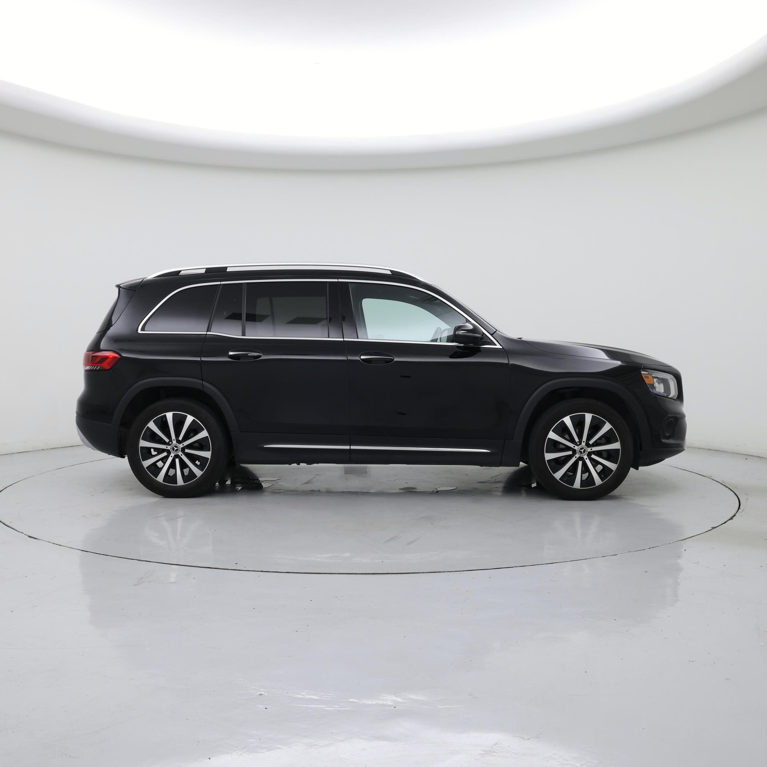 Thumbnail: 2020 Mercedes-Benz GLB - 7