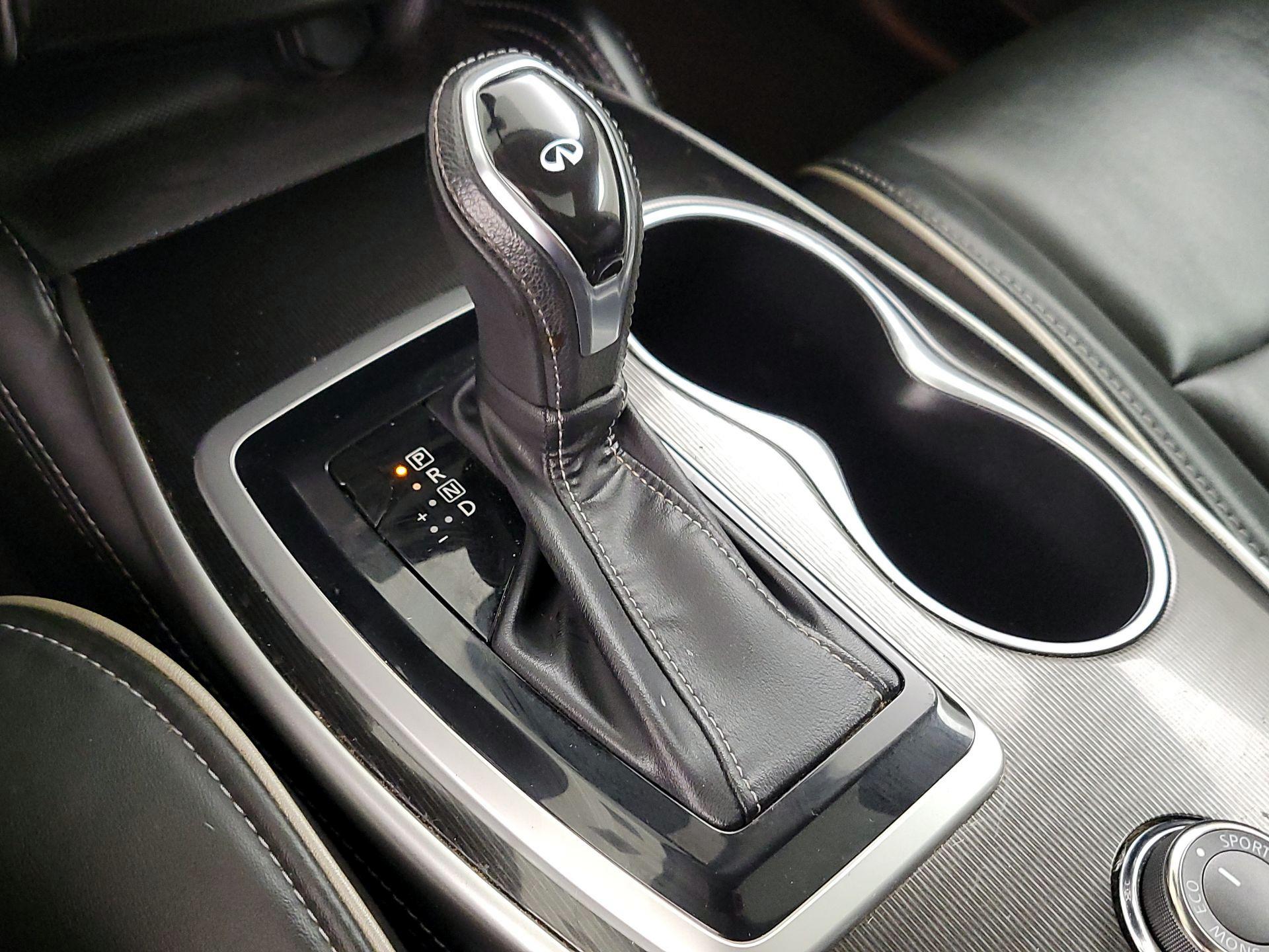 Thumbnail: 2019 INFINITI QX60 - 17