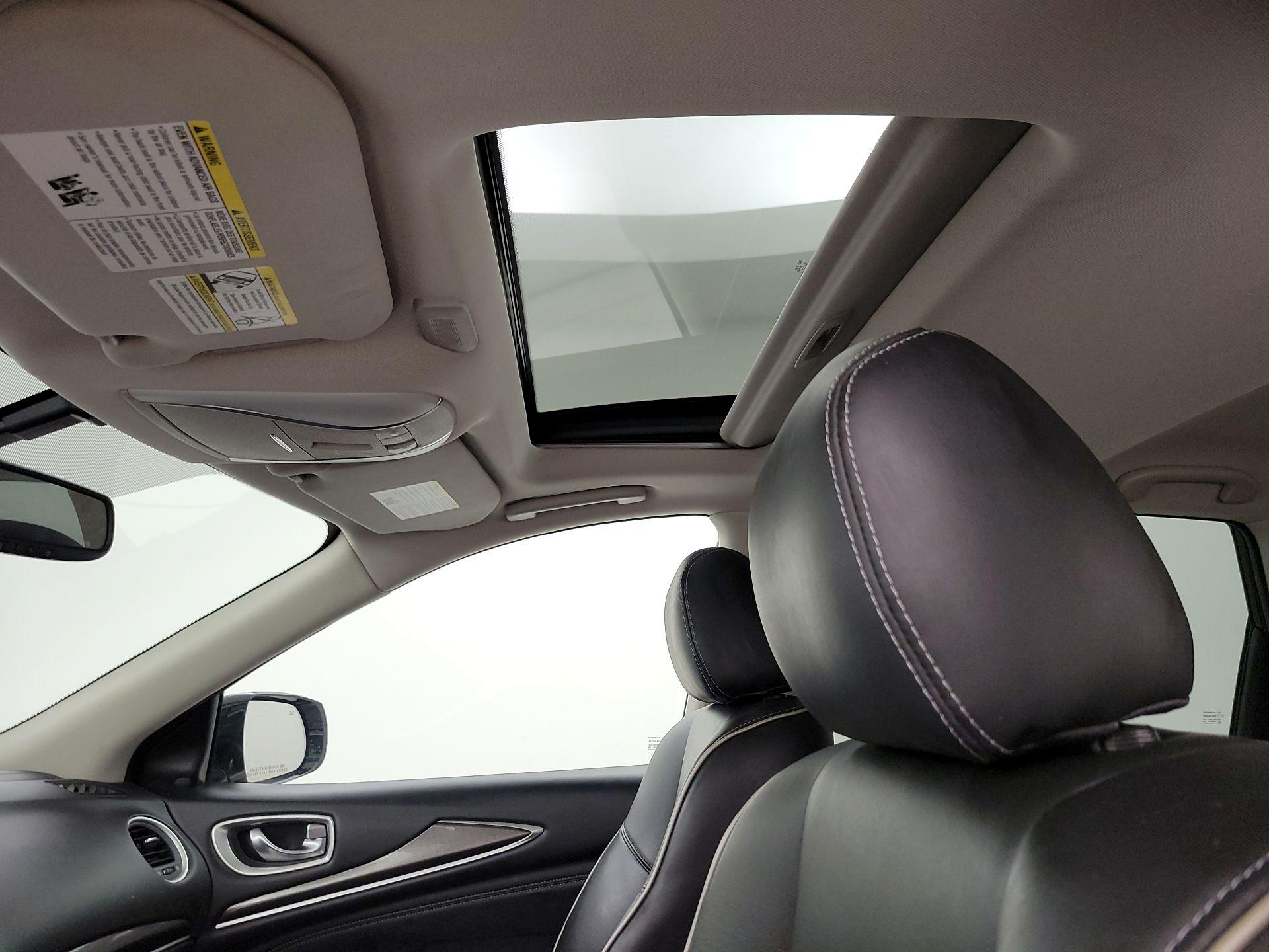 Thumbnail: 2019 INFINITI QX60 - 19