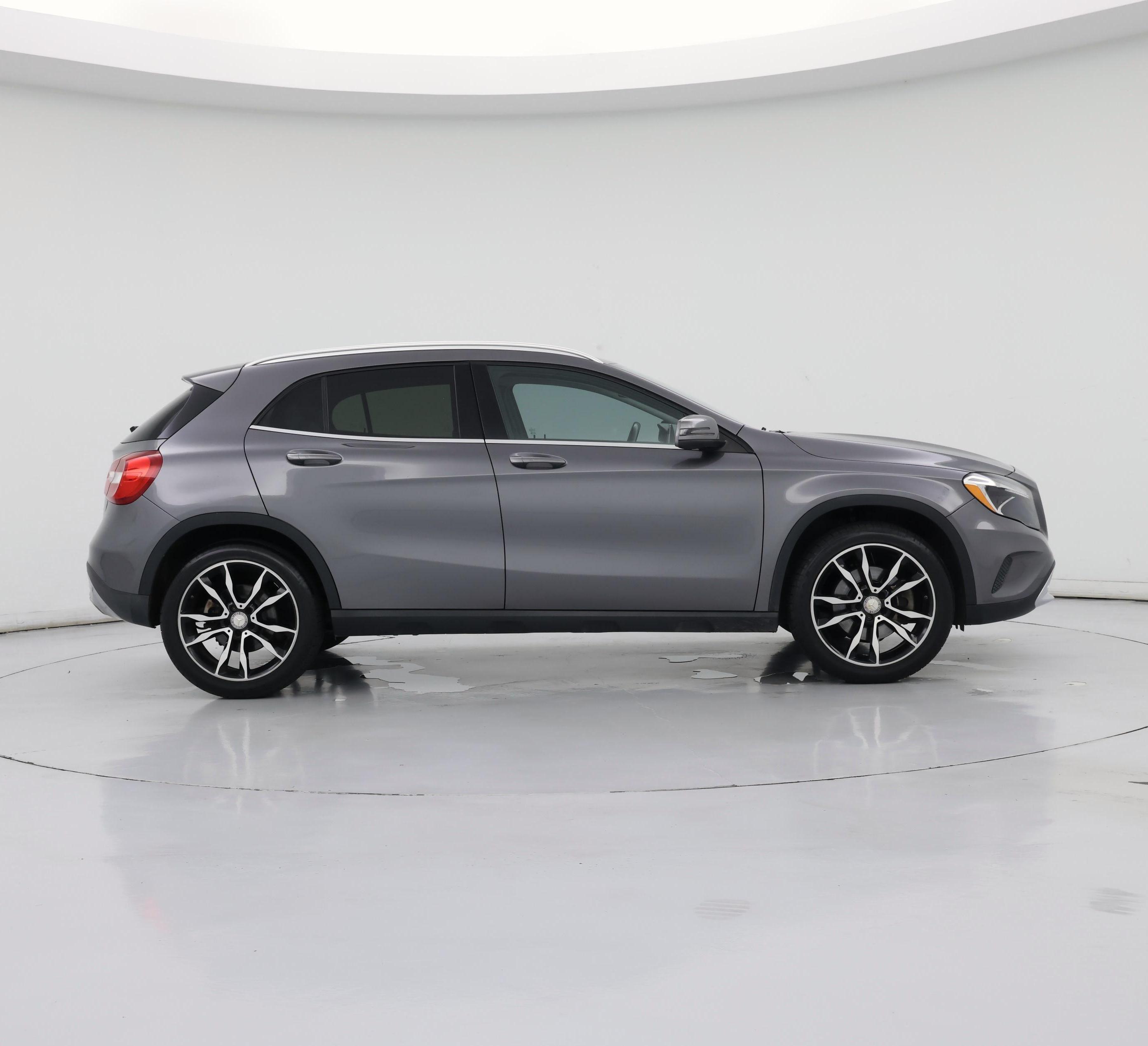Thumbnail: 2016 Mercedes-Benz GLA - 7