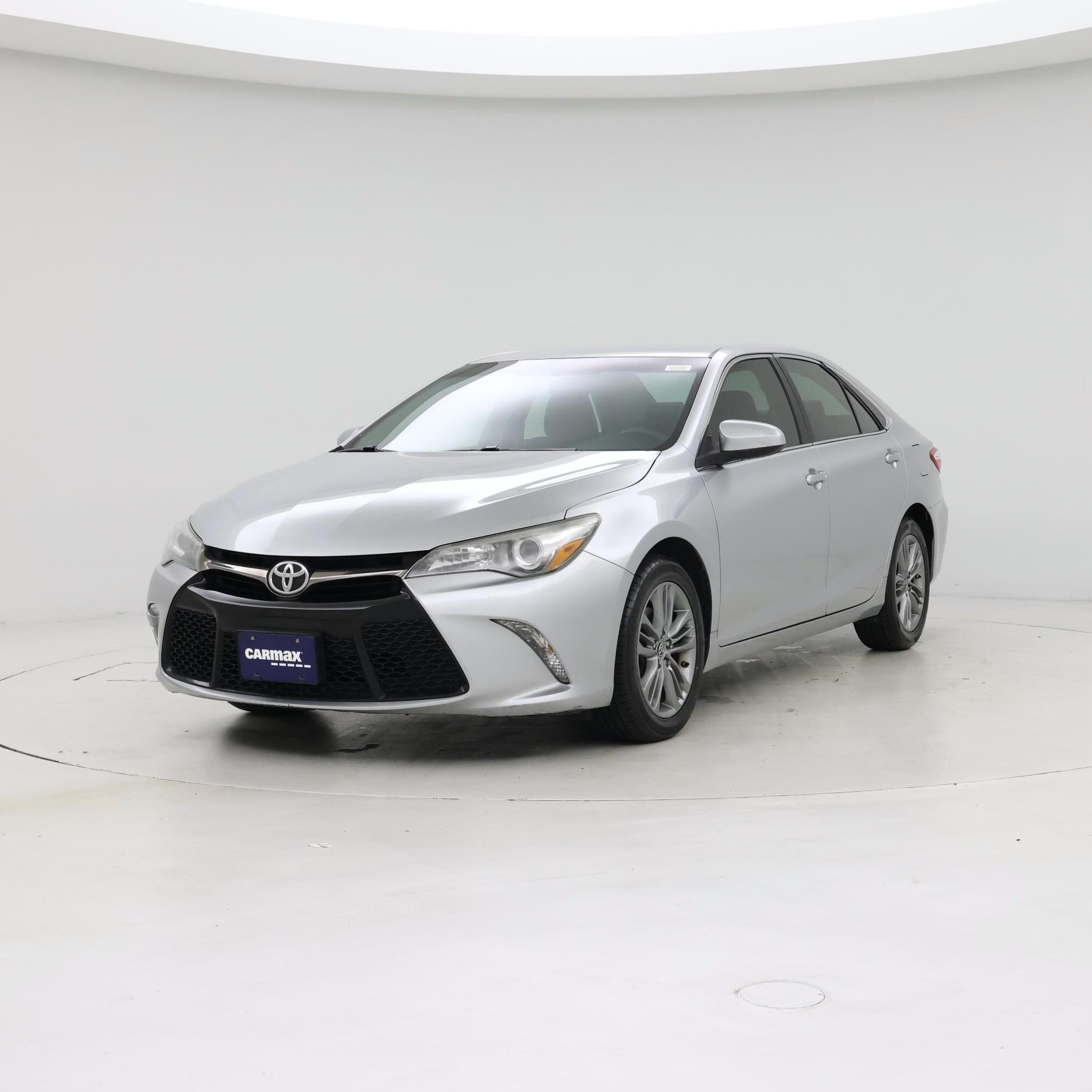 Thumbnail: 2015 Toyota Camry - 4