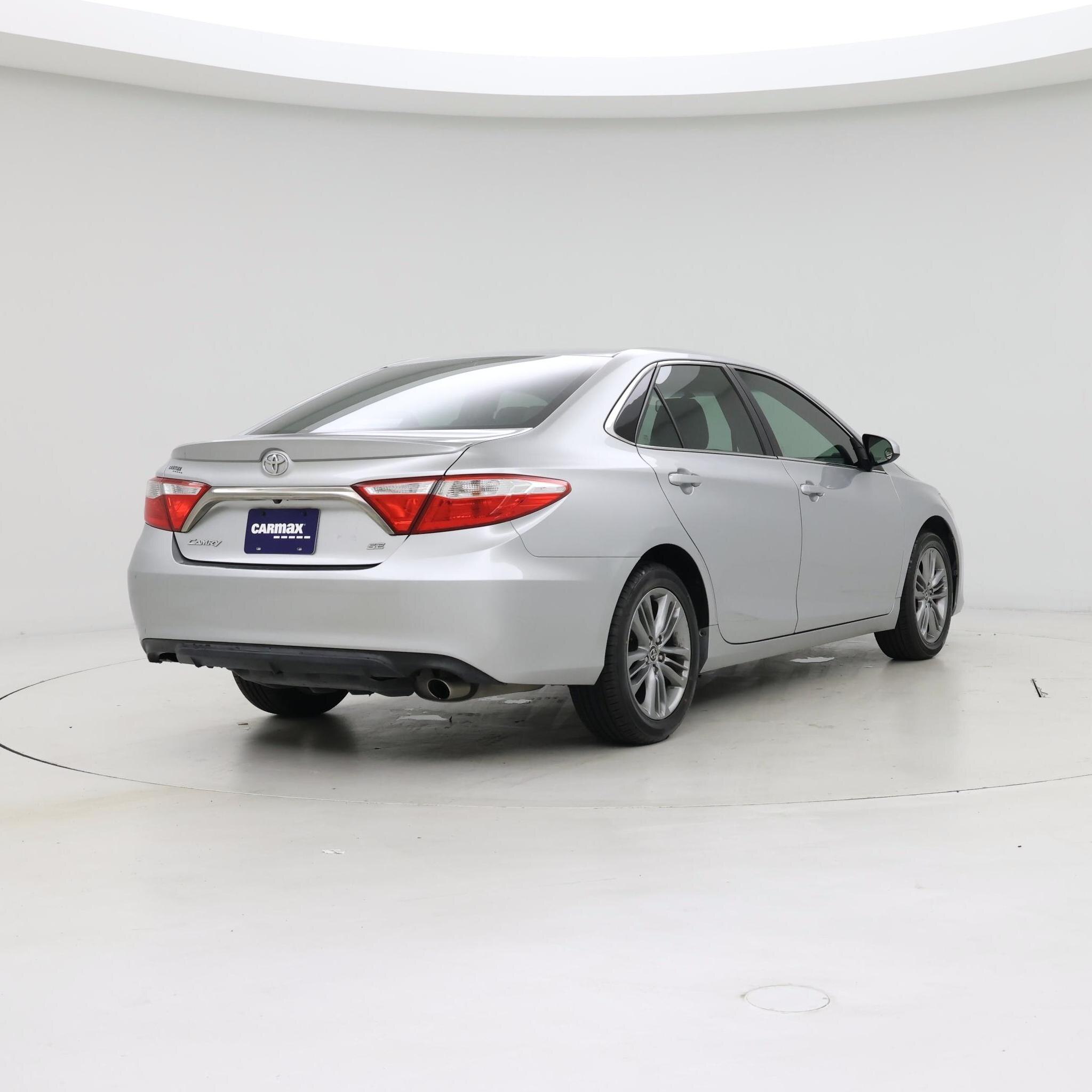 Thumbnail: 2015 Toyota Camry - 8