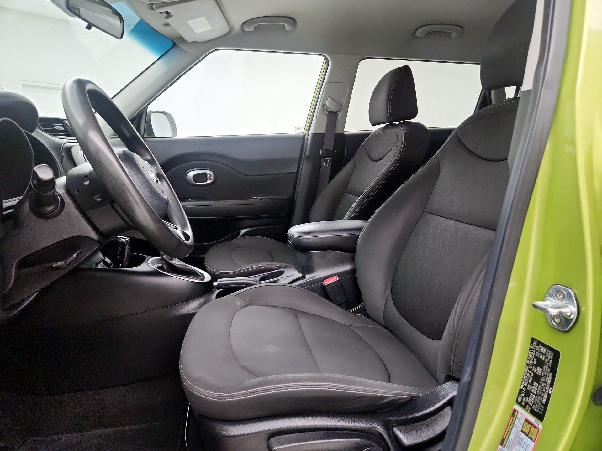 Thumbnail: 2017 Kia Soul - 11