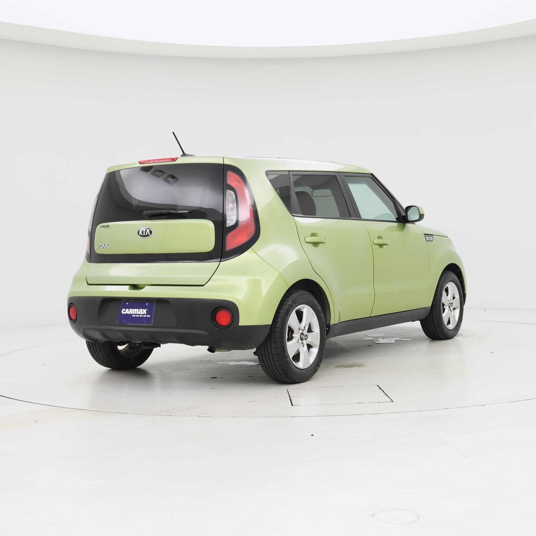 Thumbnail: 2017 Kia Soul - 8
