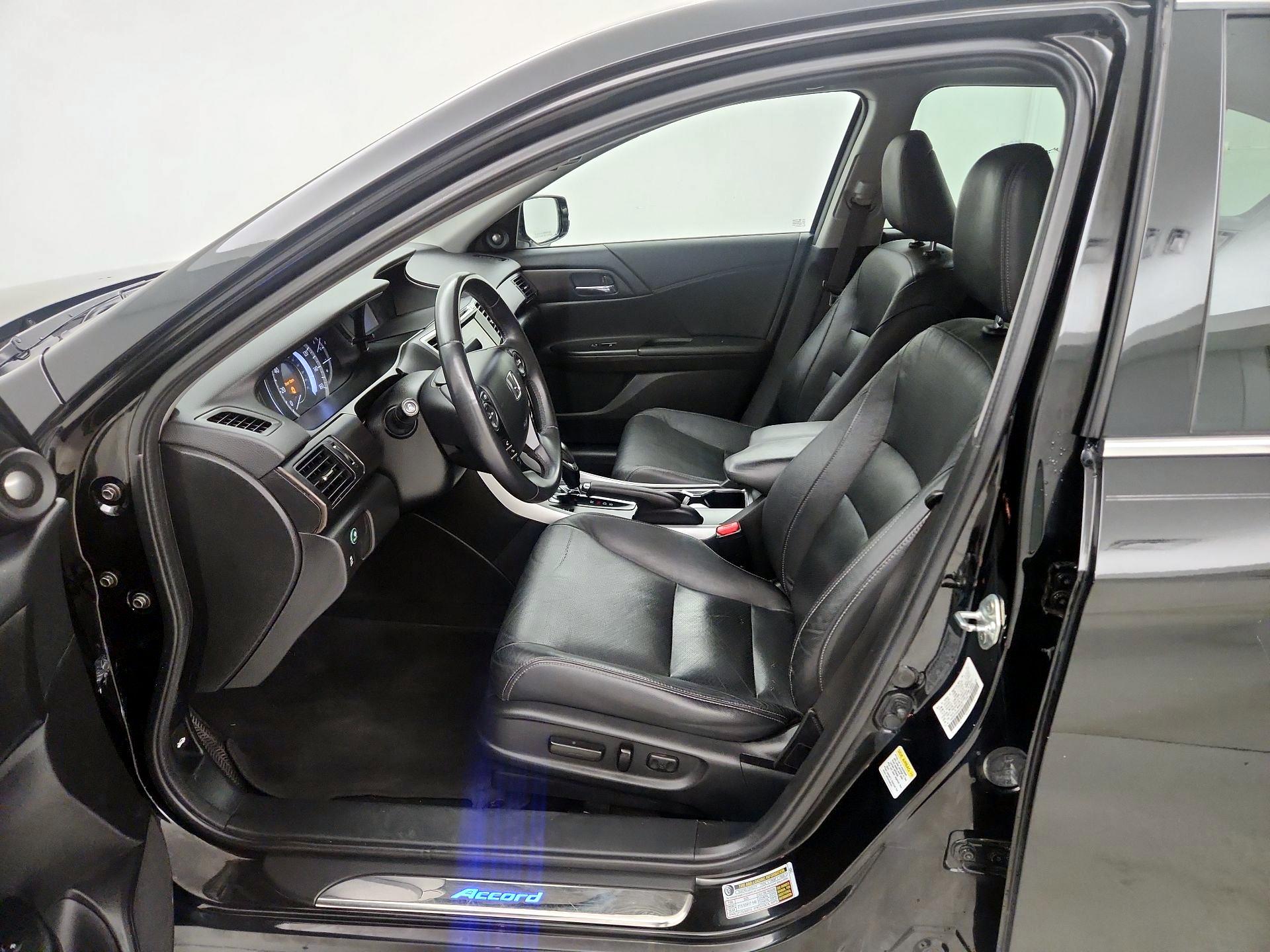 Thumbnail: 2013 Honda Accord - 11