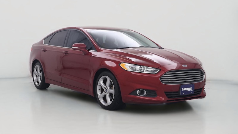 2015 Ford Fusion SE Hero Image