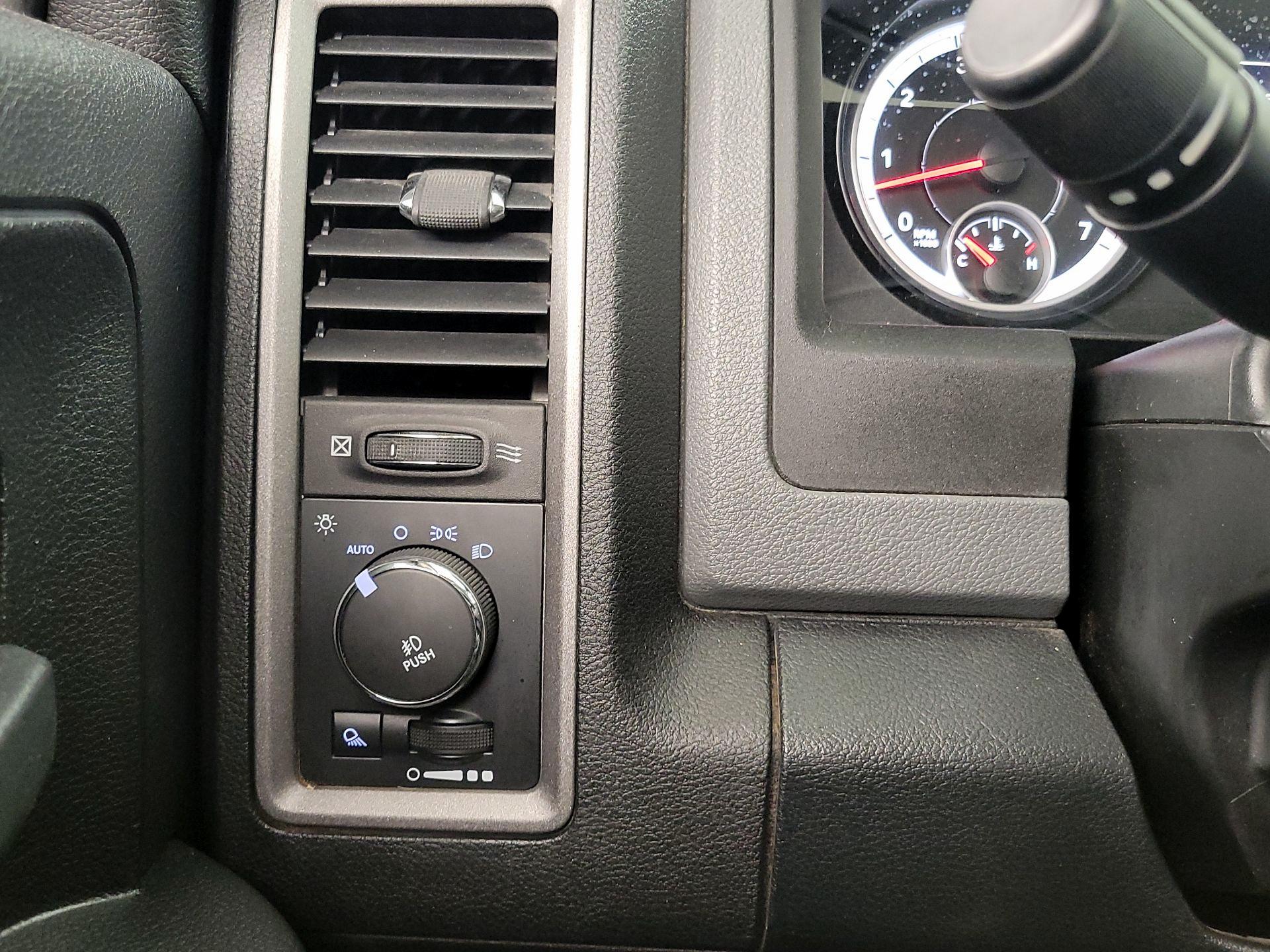 Thumbnail: 2014 RAM 1500 - 13