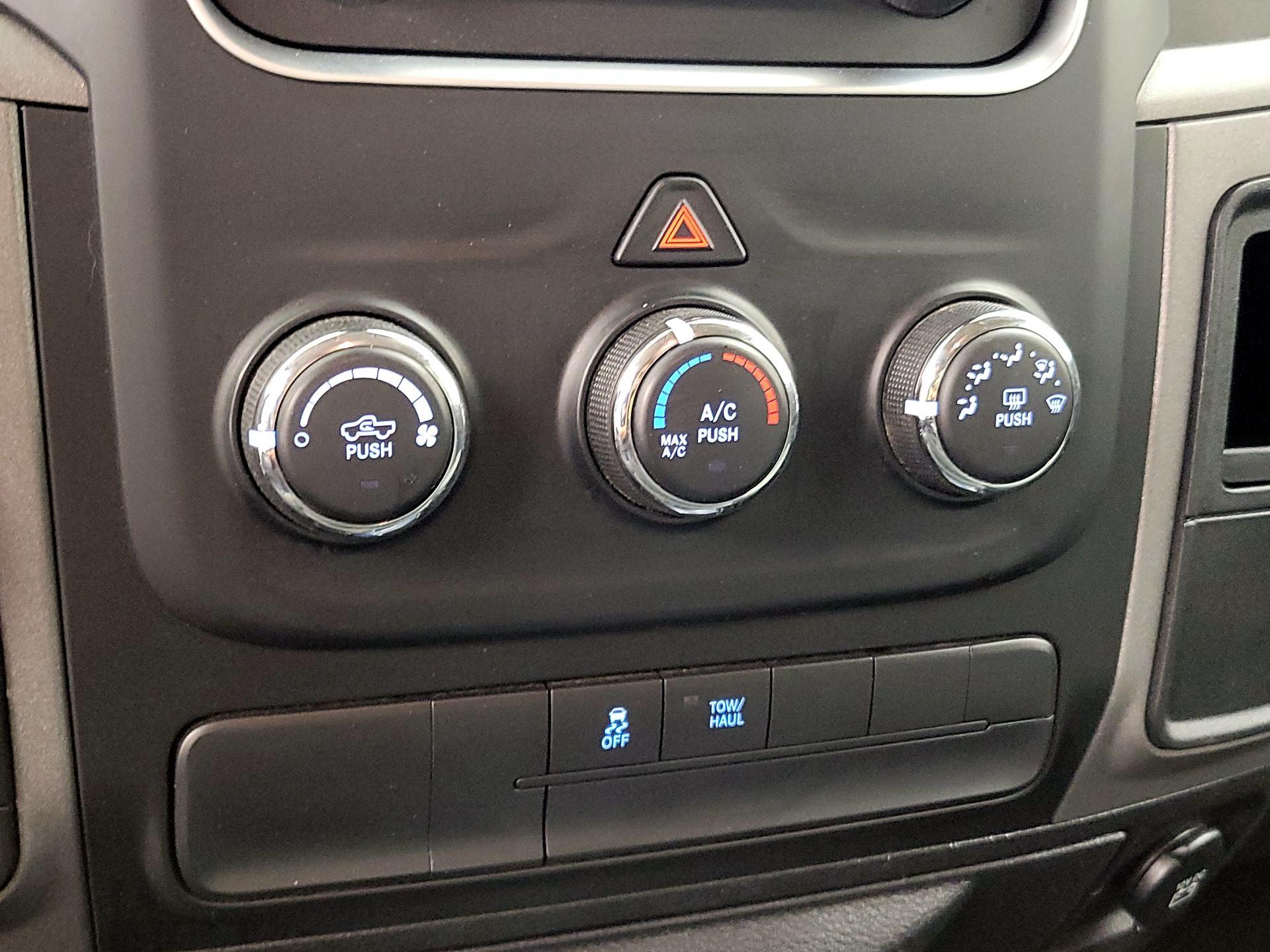 Thumbnail: 2014 RAM 1500 - 15