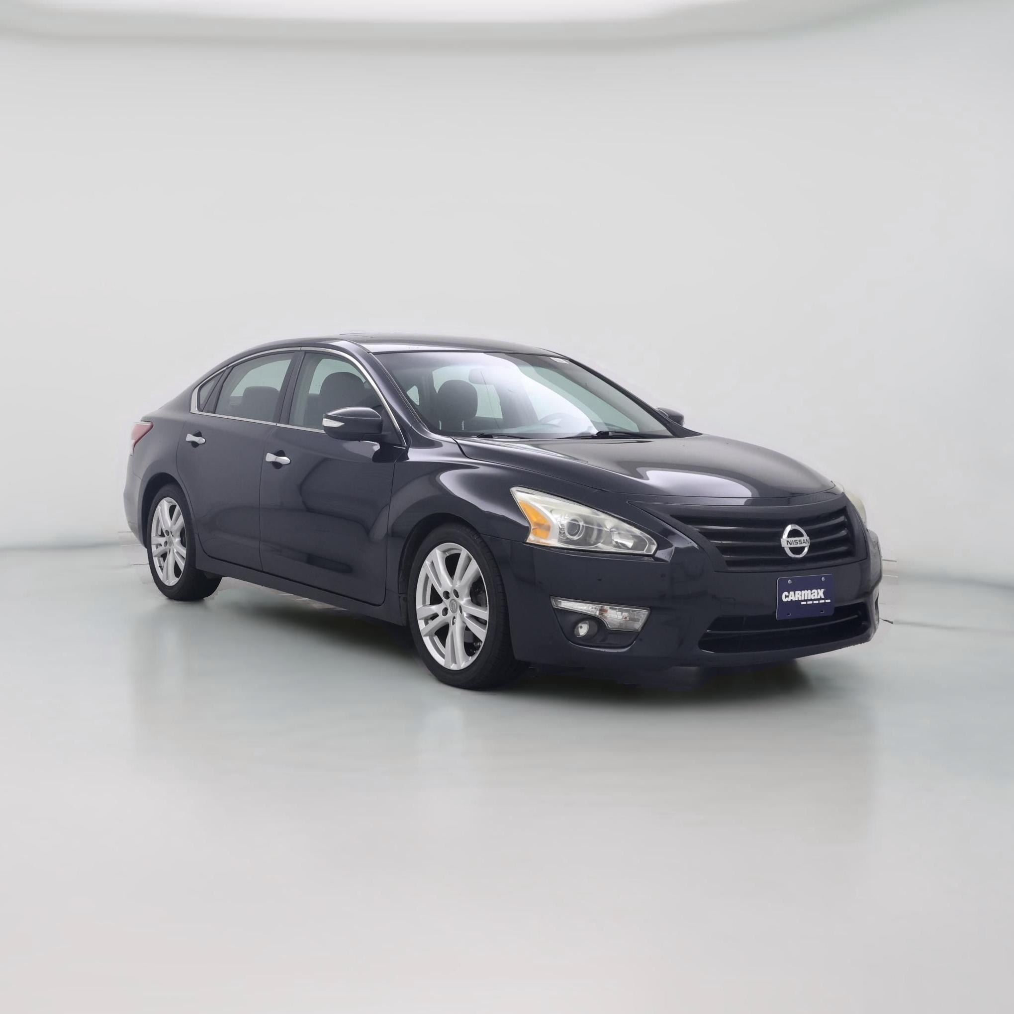 Thumbnail: 2013 Nissan Altima - 1
