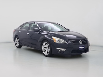 Blue 2013 Nissan Altima SV