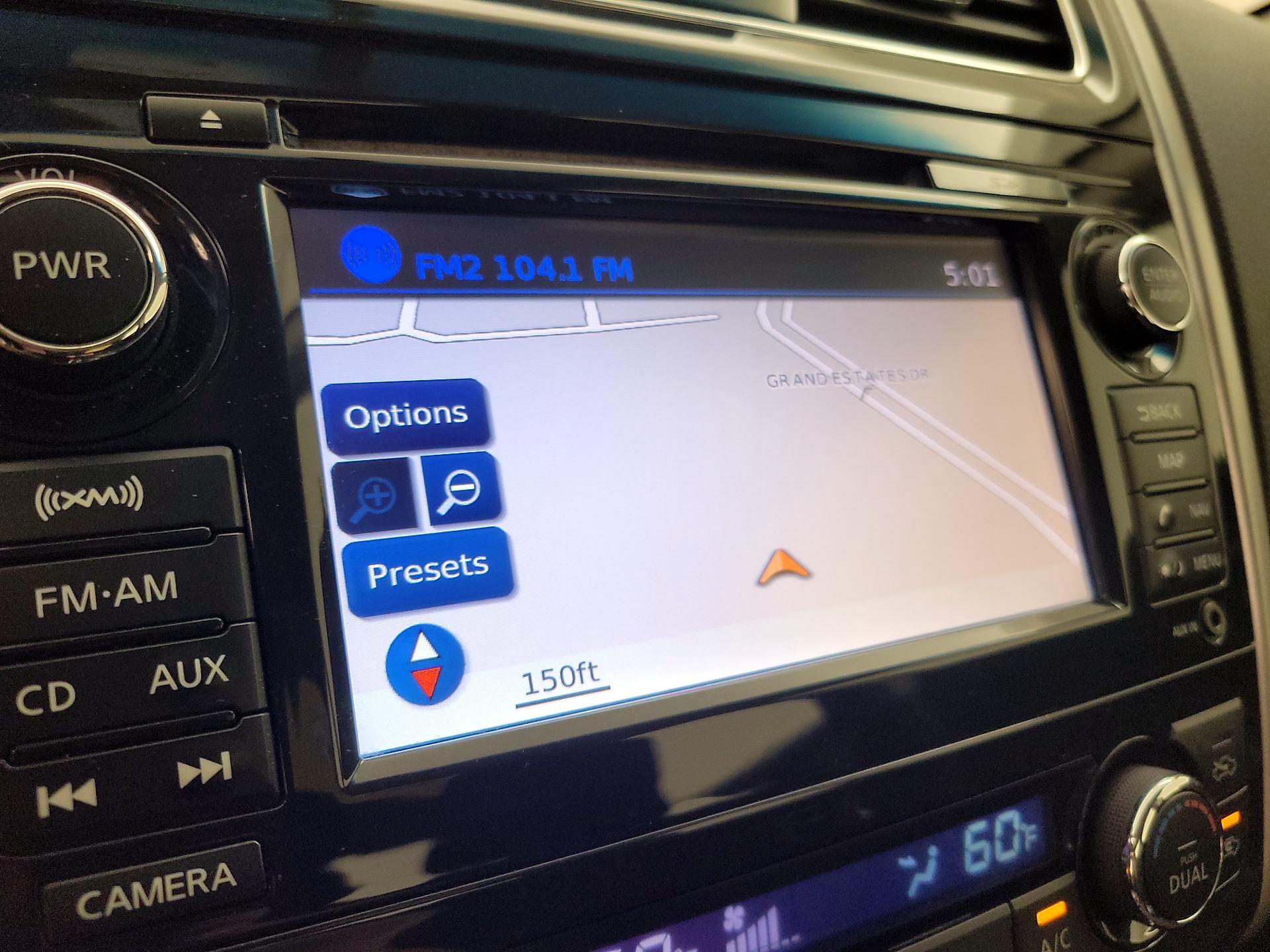 Thumbnail: 2013 Nissan Altima - 14