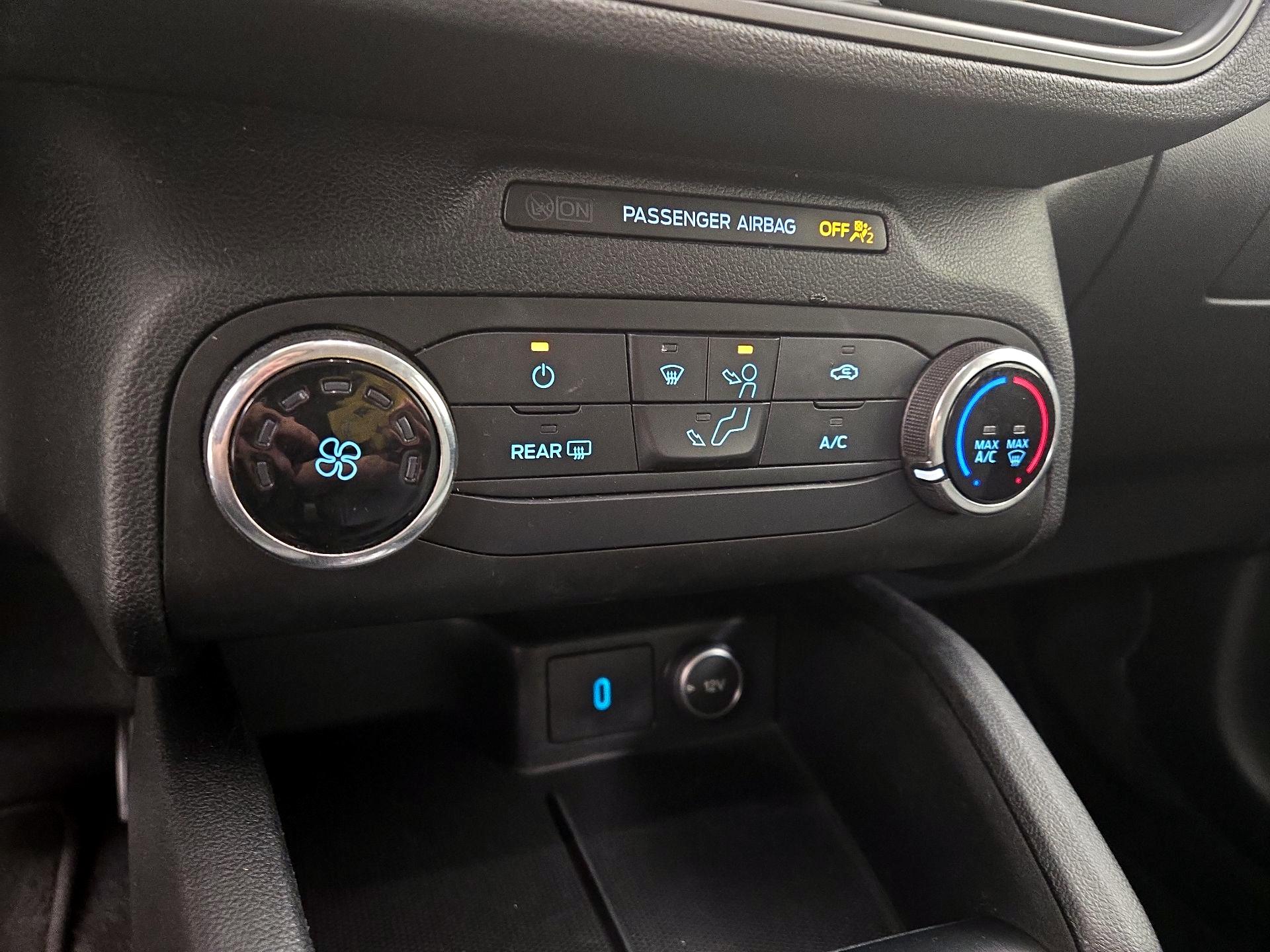 Thumbnail: 2020 Ford Escape - 16