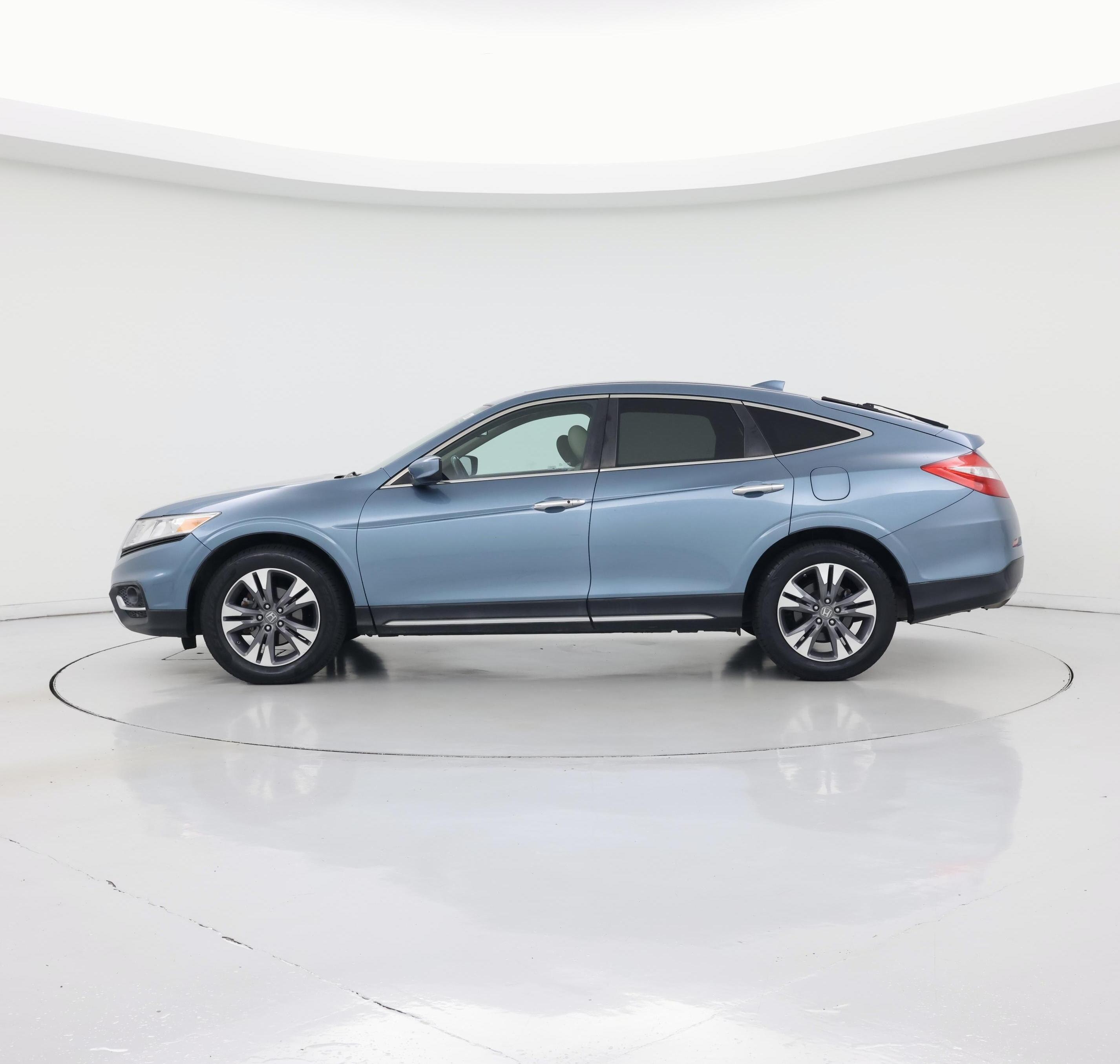 Thumbnail: 2013 Honda Accord Crosstour - 3