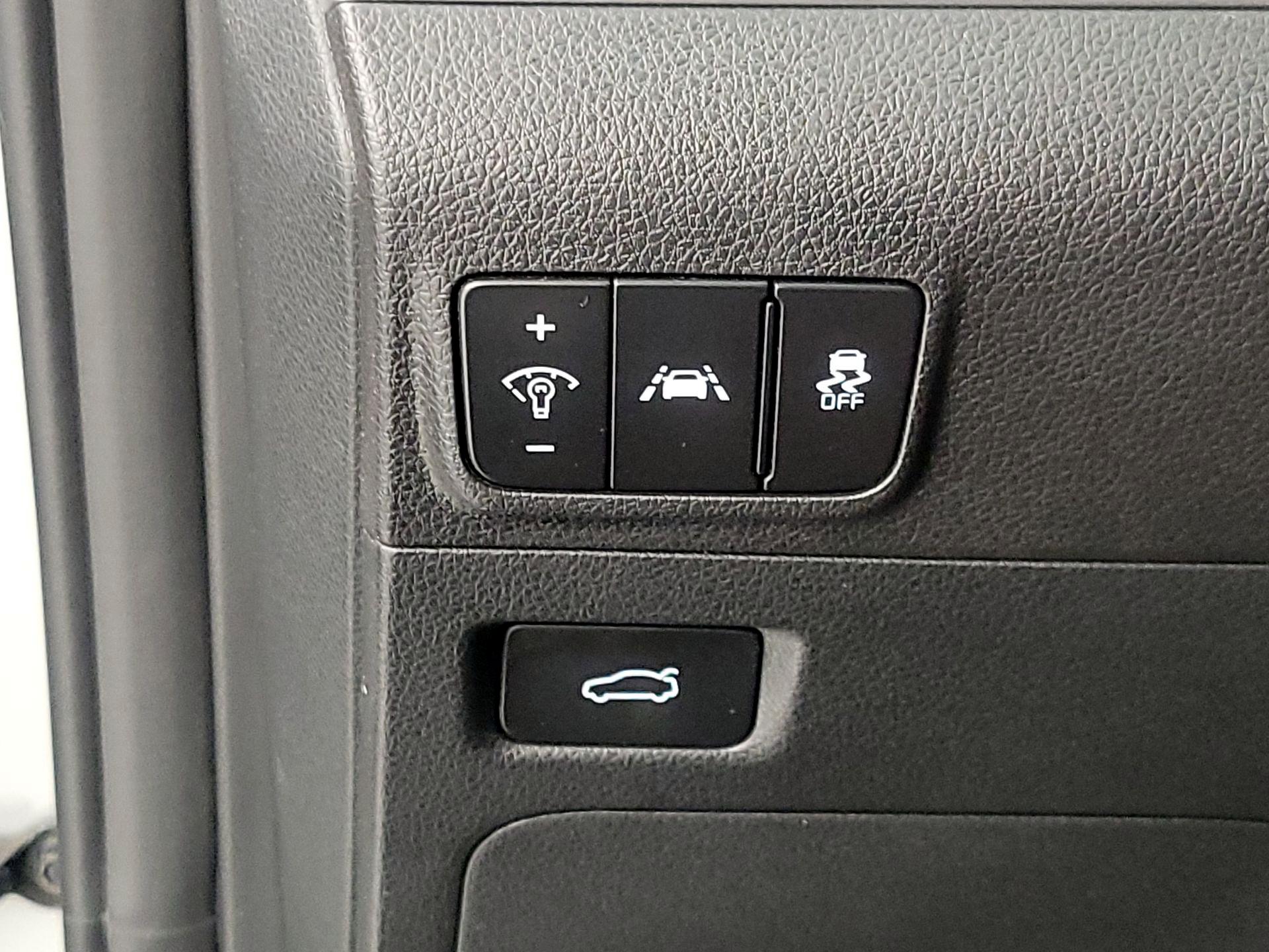 Thumbnail: 2024 Kia K5 - 13