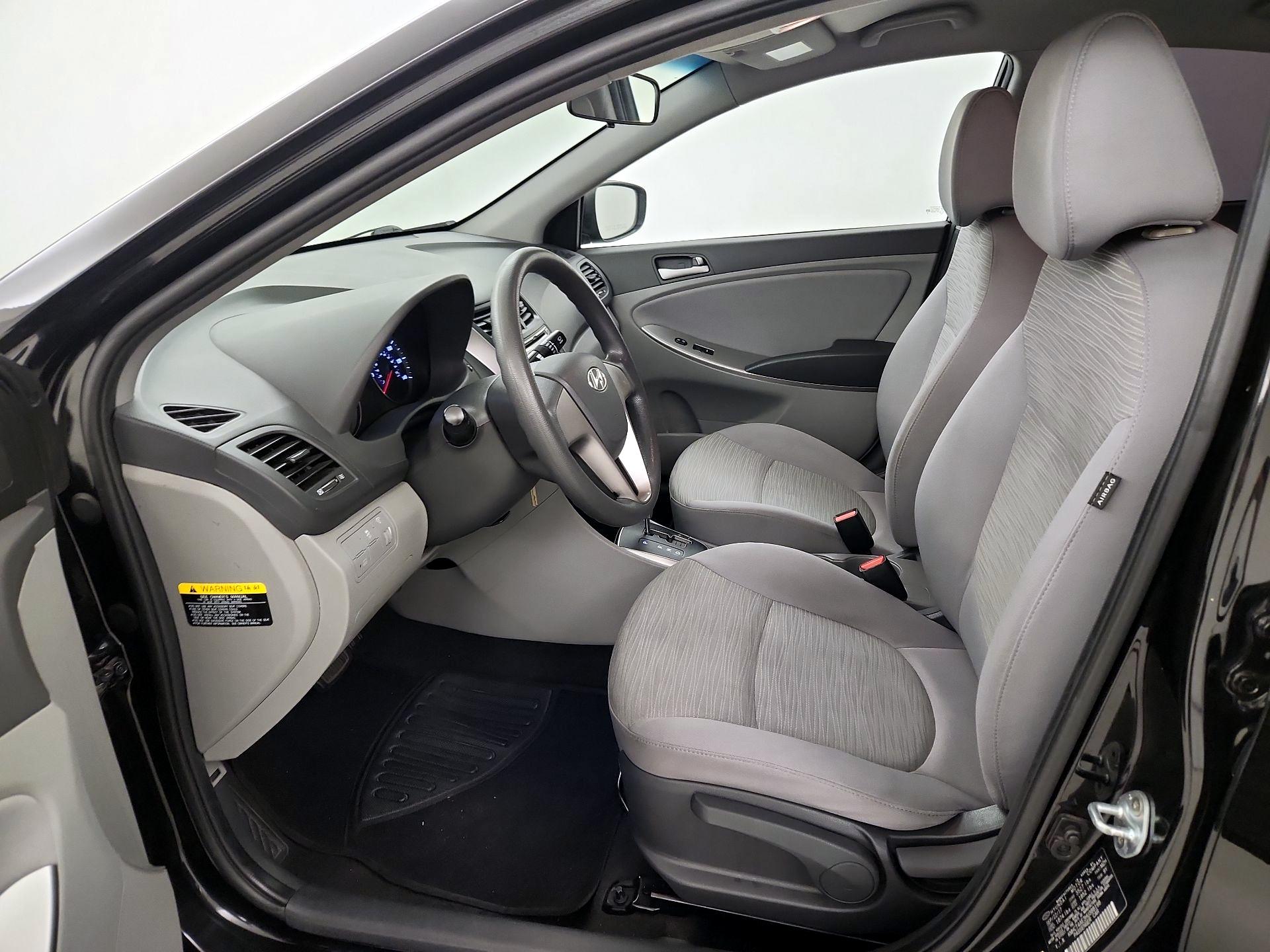 Thumbnail: 2017 Hyundai Accent - 11