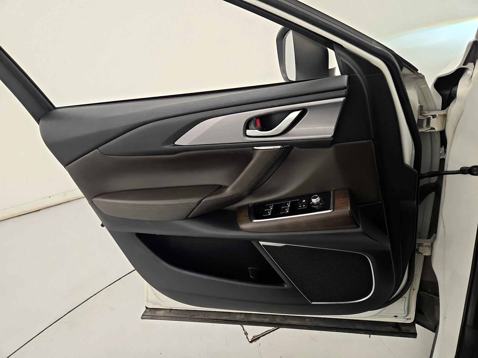 Thumbnail: 2021 Mazda CX-9 - 12