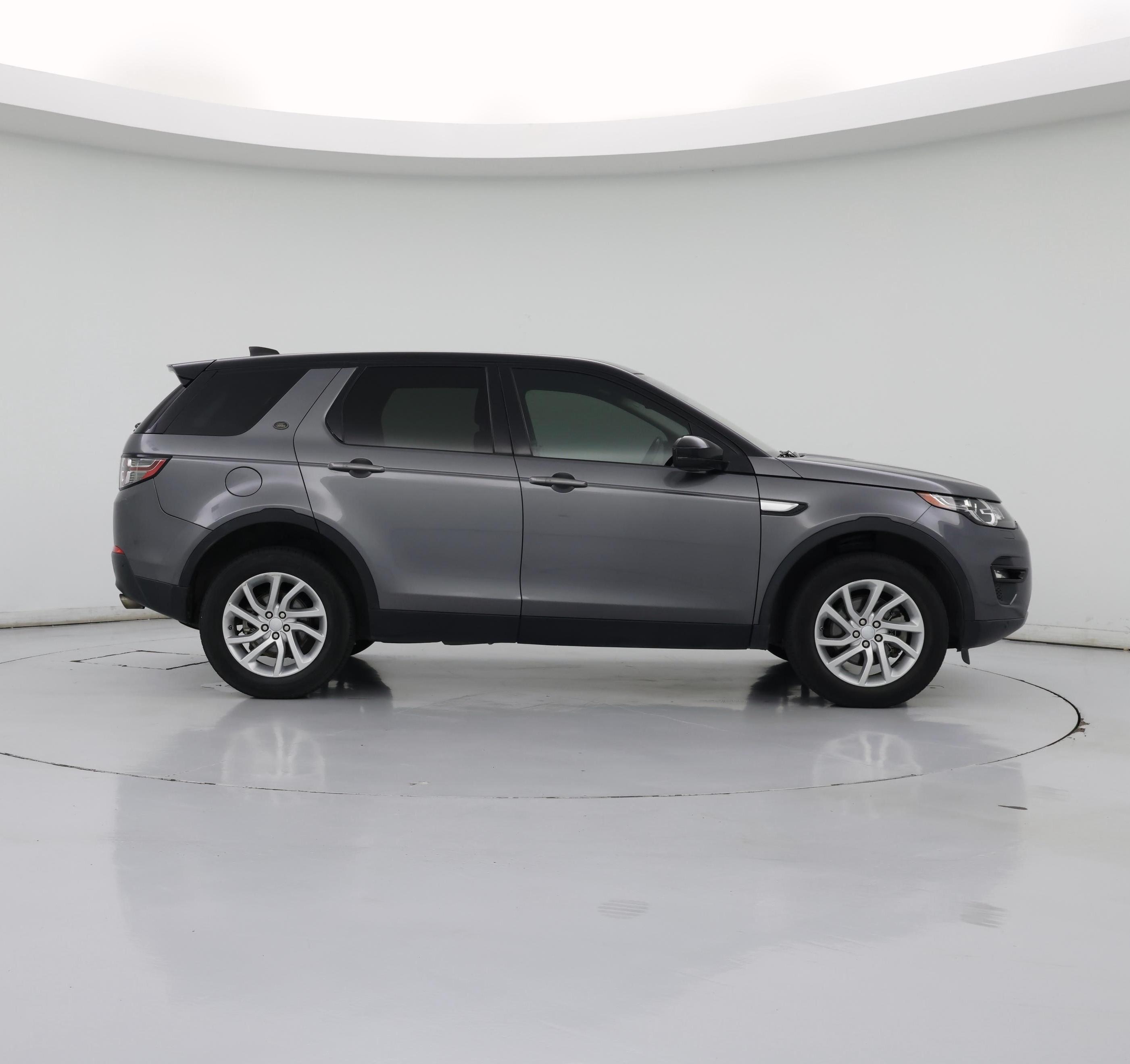 Thumbnail: 2019 Land Rover Discovery Sport - 7