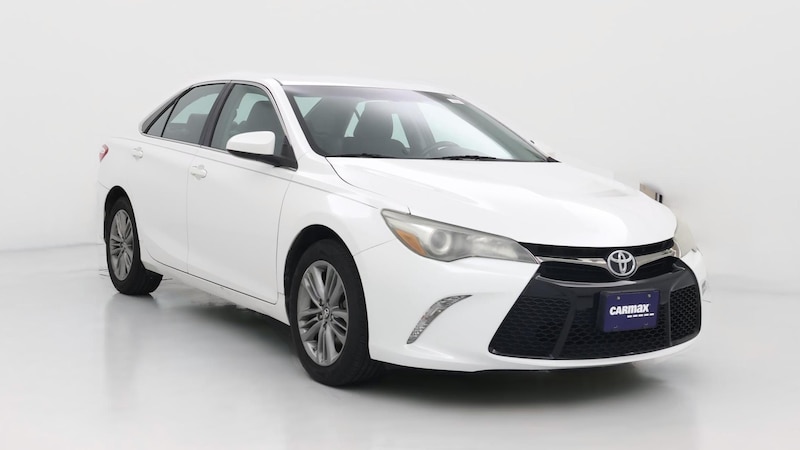 2016 Toyota Camry SE Hero Image