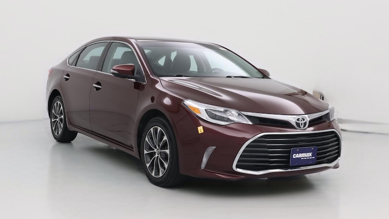 2016 Toyota Avalon XLE Hero Image