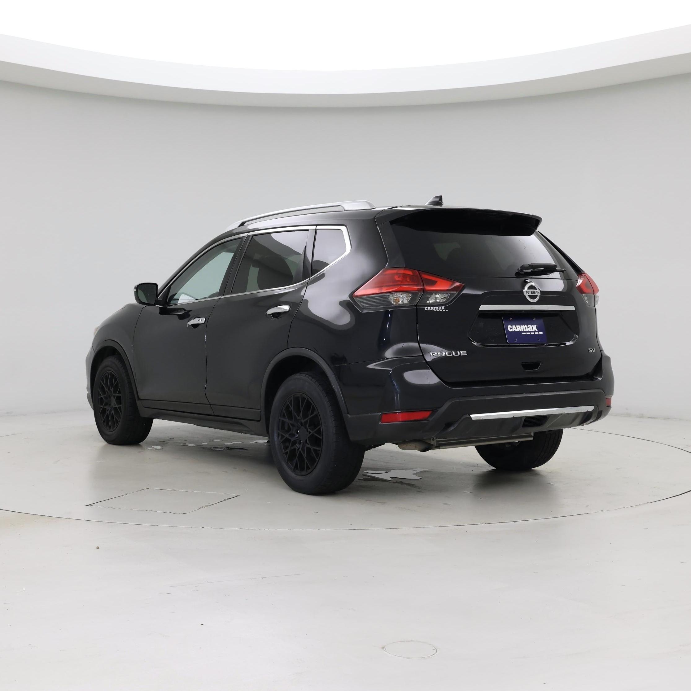 Thumbnail: 2017 Nissan Rogue - 2