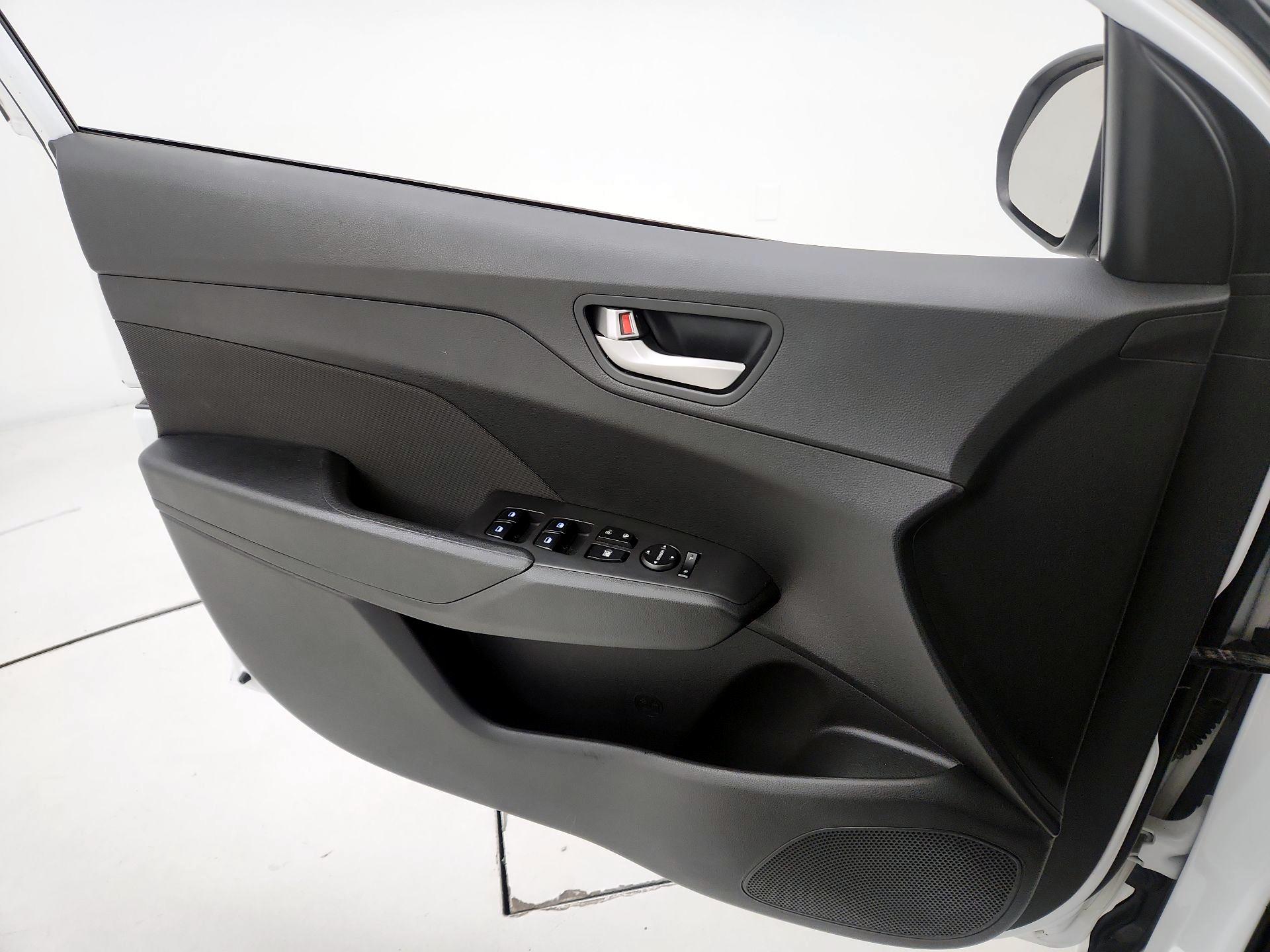 Thumbnail: 2020 Hyundai Accent - 12