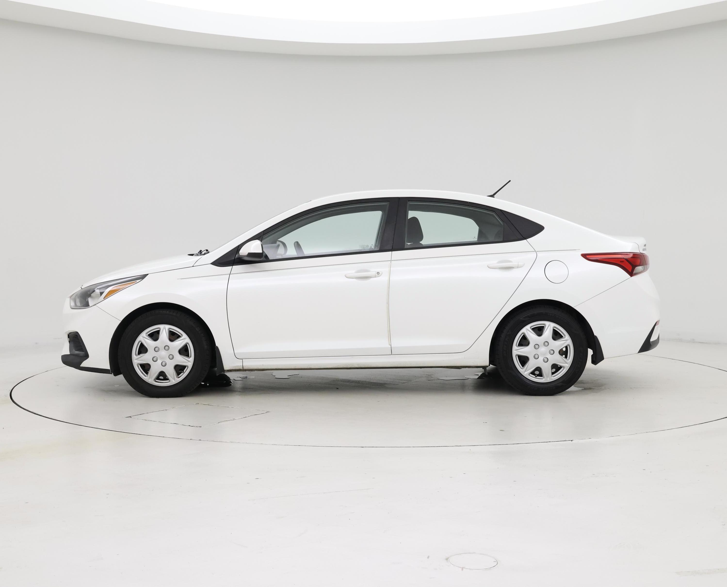 Thumbnail: 2020 Hyundai Accent - 3