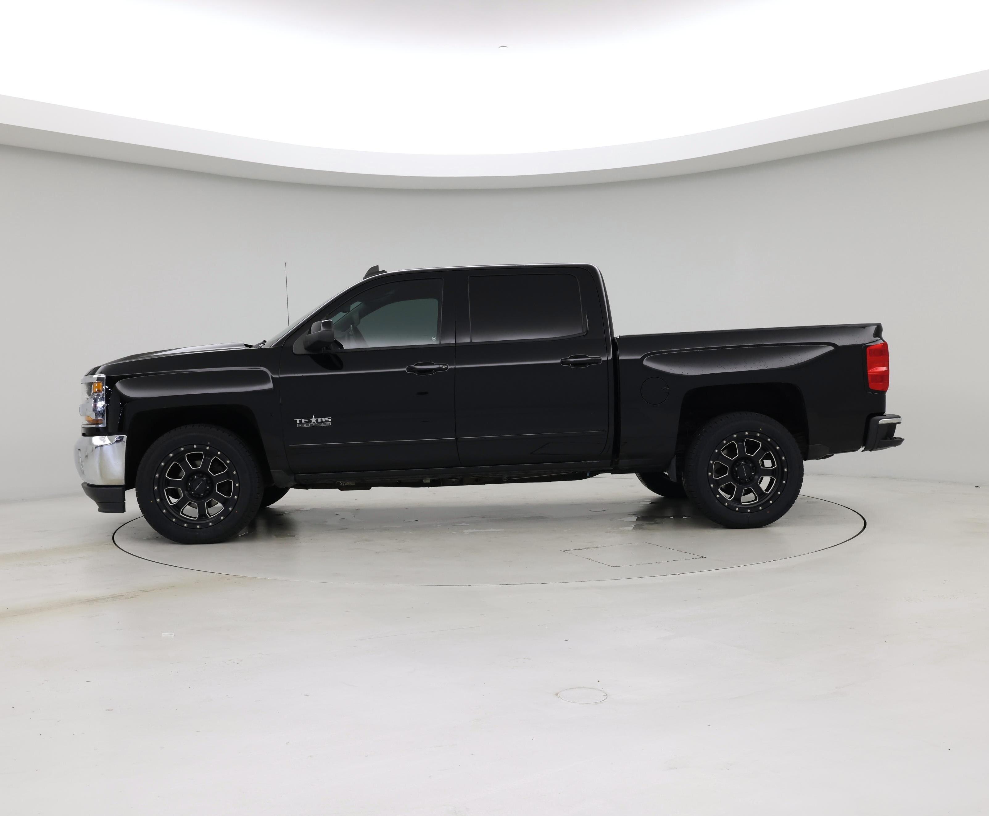 Thumbnail: 2017 Chevrolet Silverado 1500 - 3