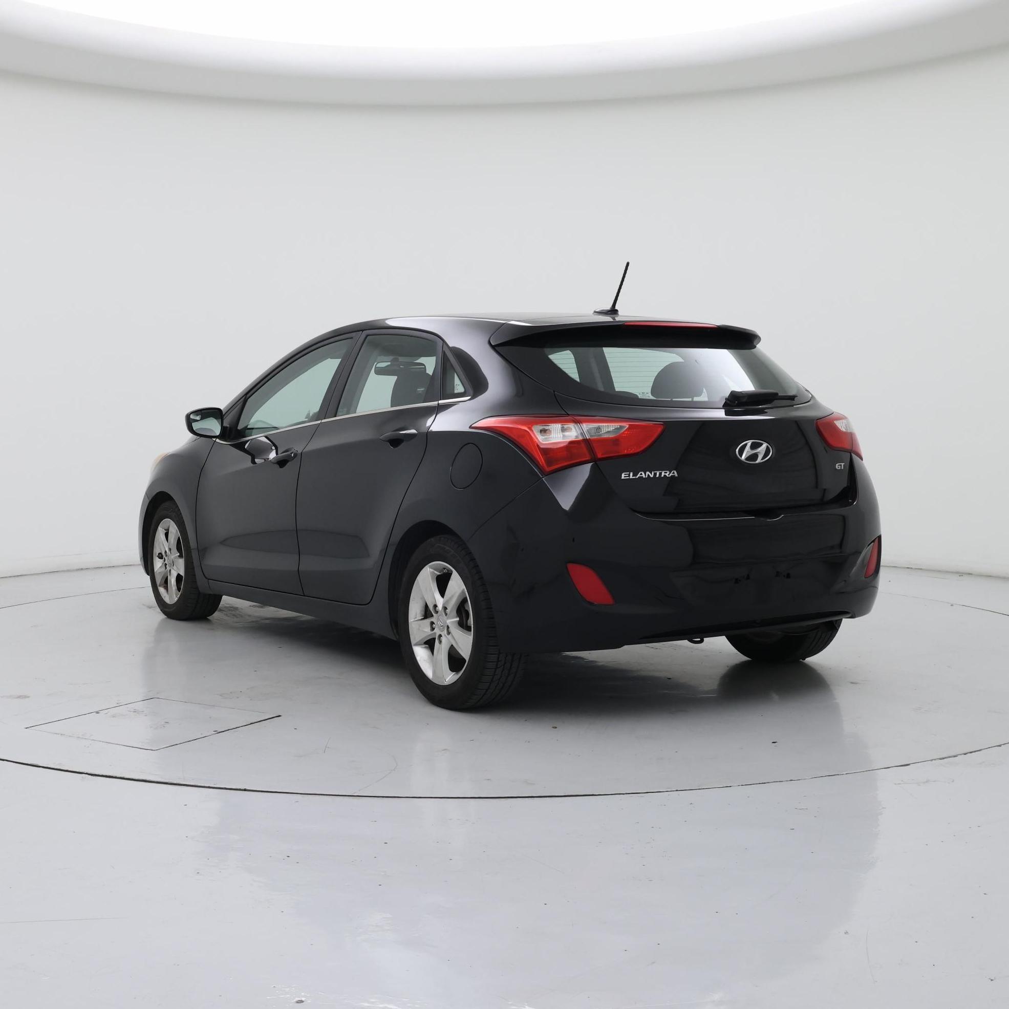 Thumbnail: 2016 Hyundai Elantra - 2