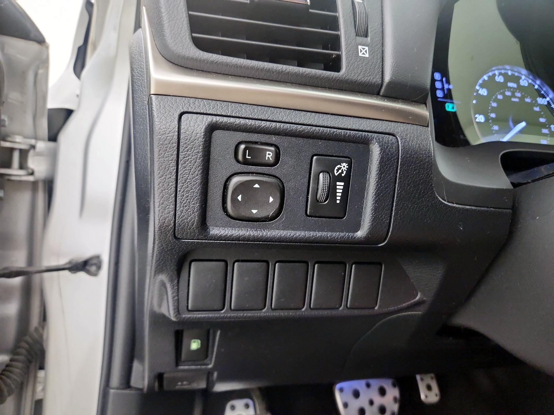 Thumbnail: 2014 Lexus CT - 11