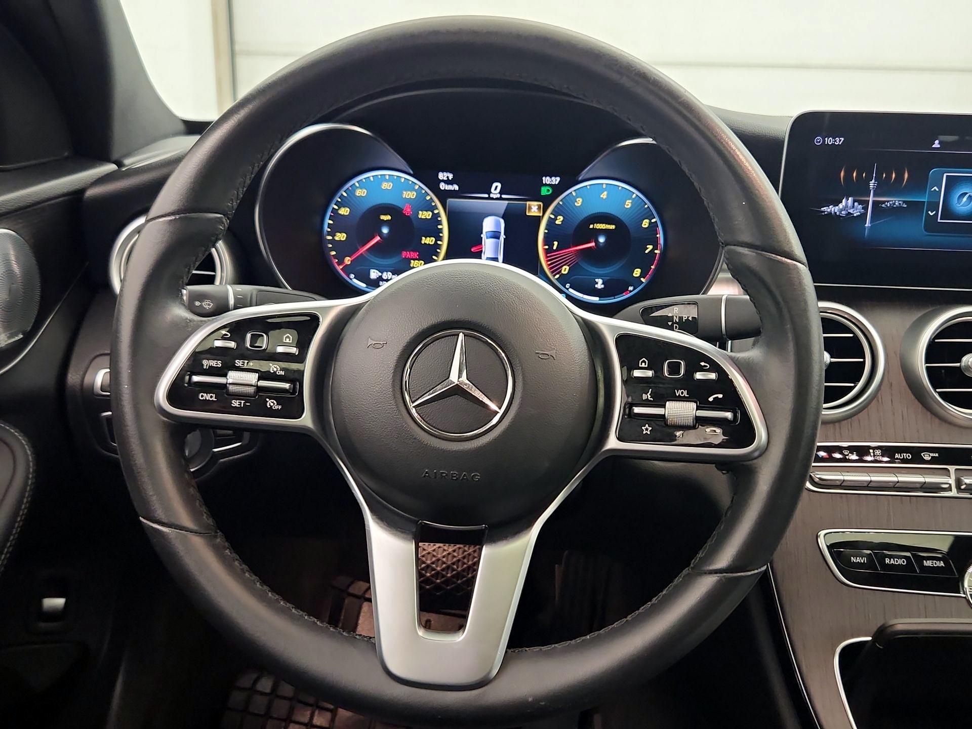 Thumbnail: 2021 Mercedes-Benz C-Class - 10
