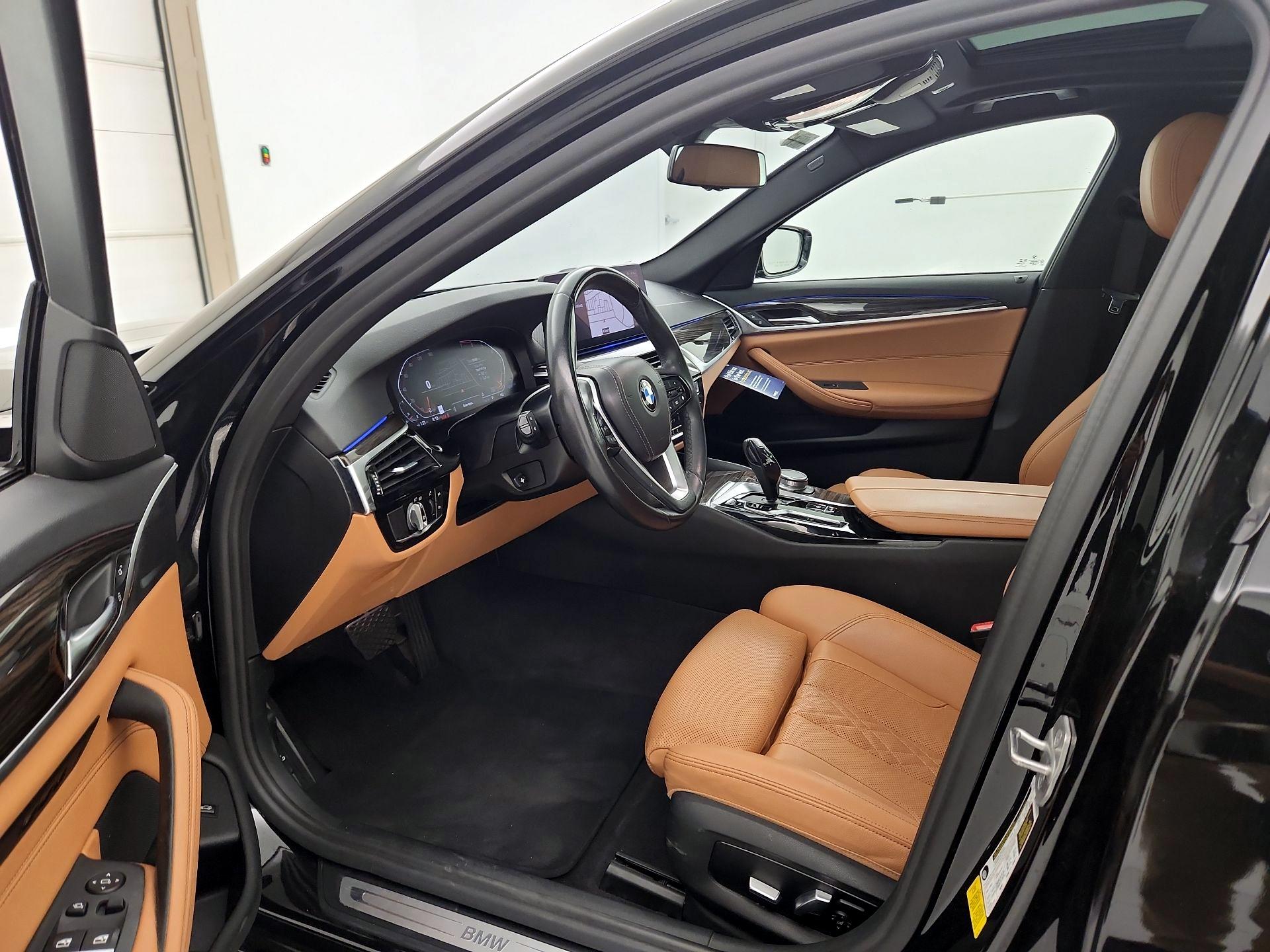 Thumbnail: 2022 BMW 5 Series - 11