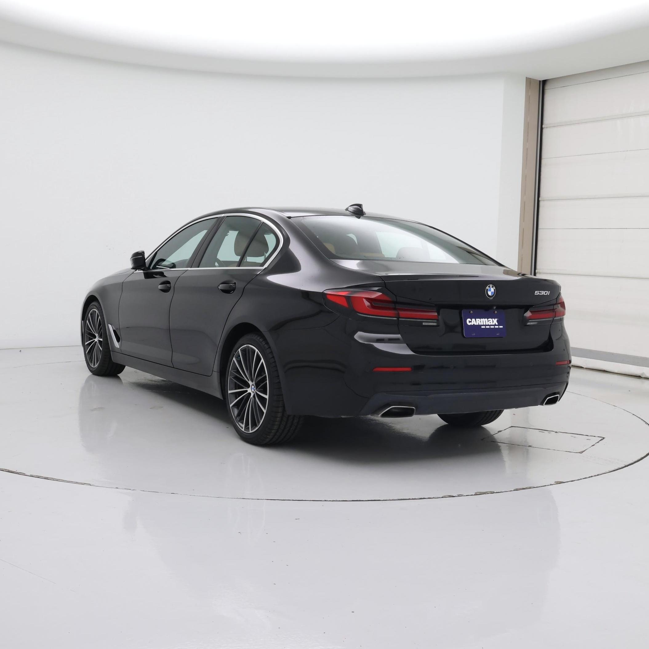 Thumbnail: 2022 BMW 5 Series - 2