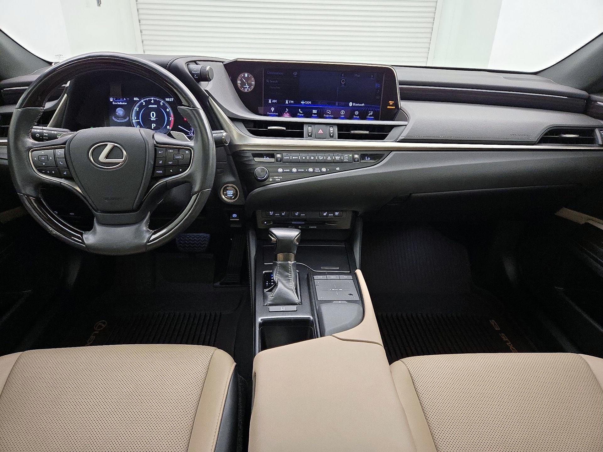 Thumbnail: 2019 Lexus ES - 9