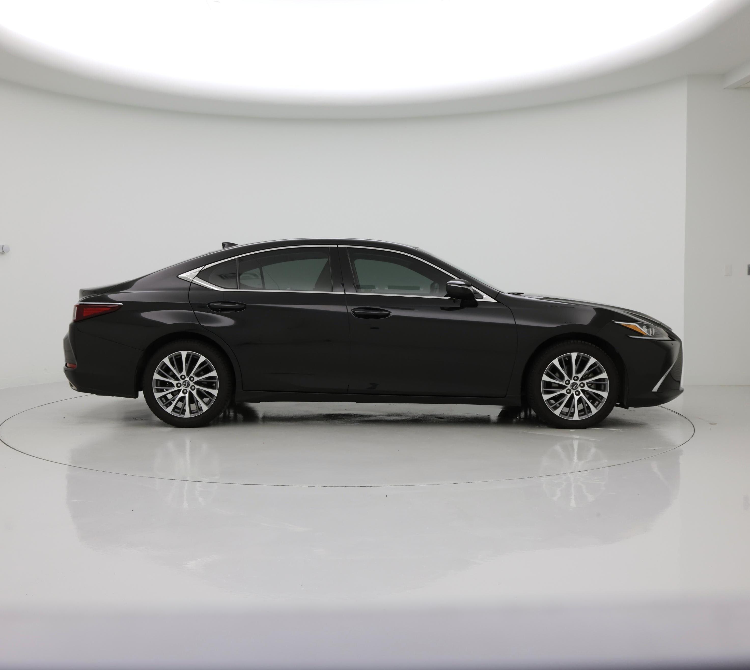 Thumbnail: 2019 Lexus ES - 7