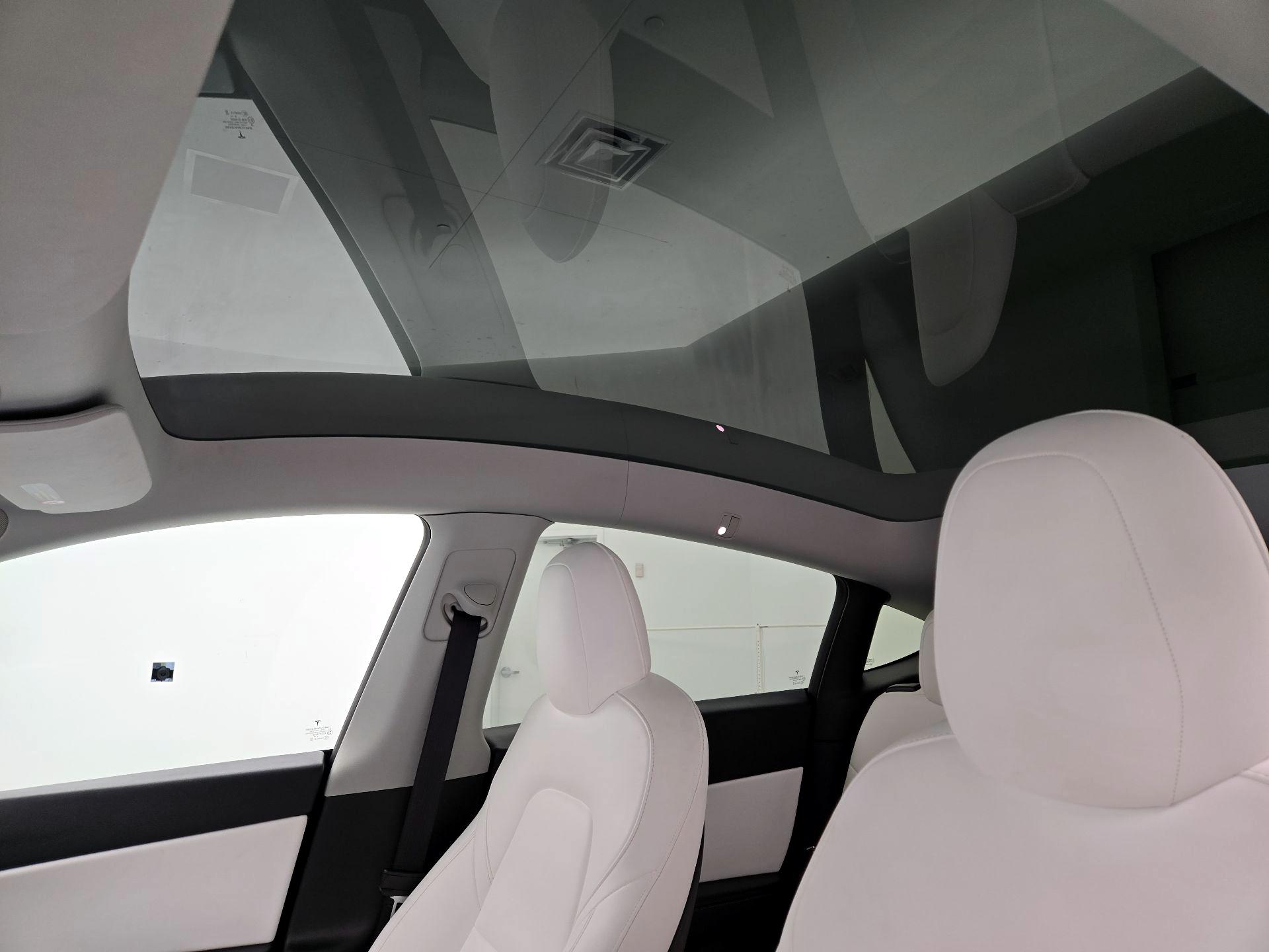 Thumbnail: 2021 Tesla Model Y - 18