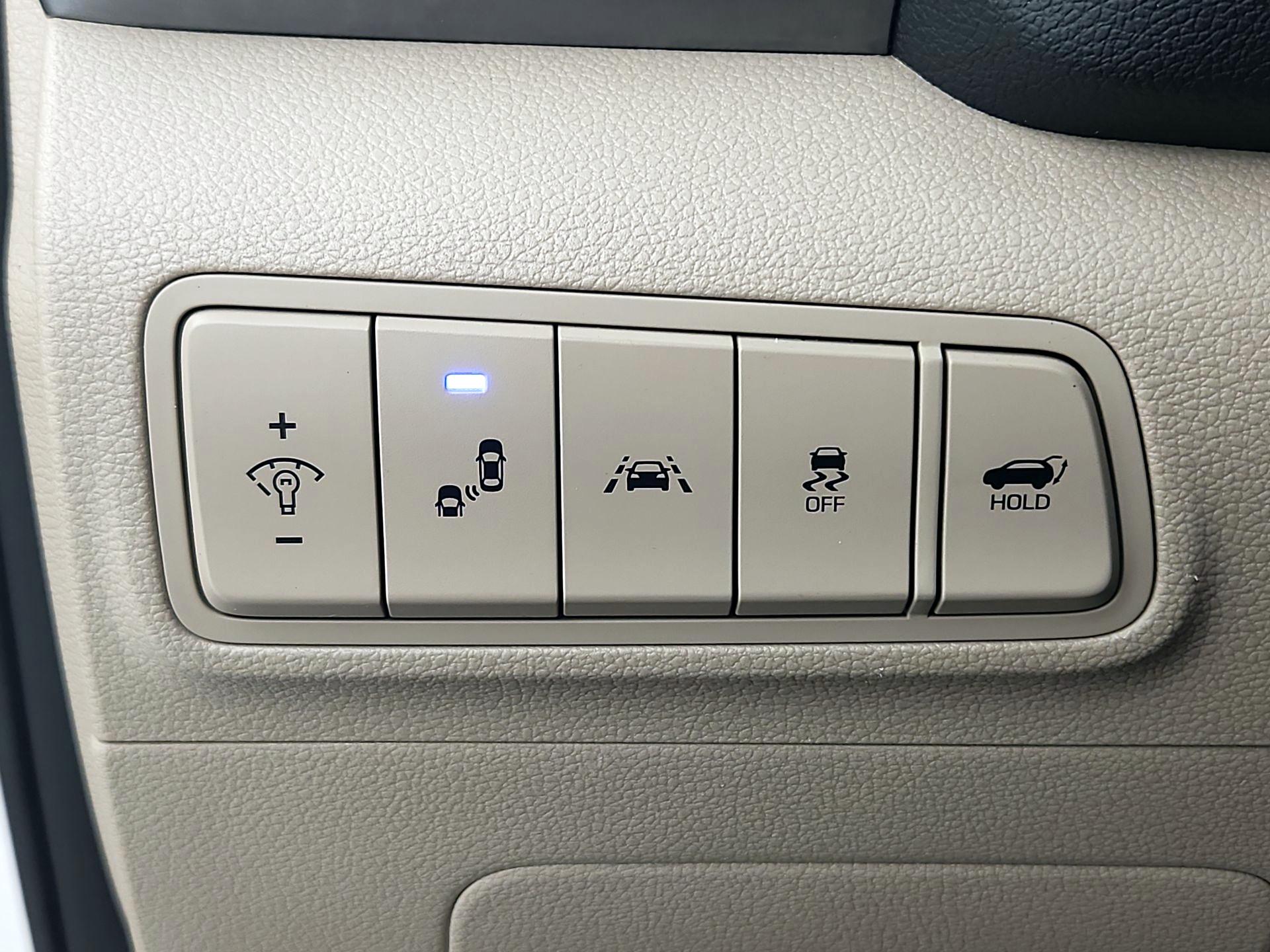 Thumbnail: 2017 Hyundai Tucson - 13