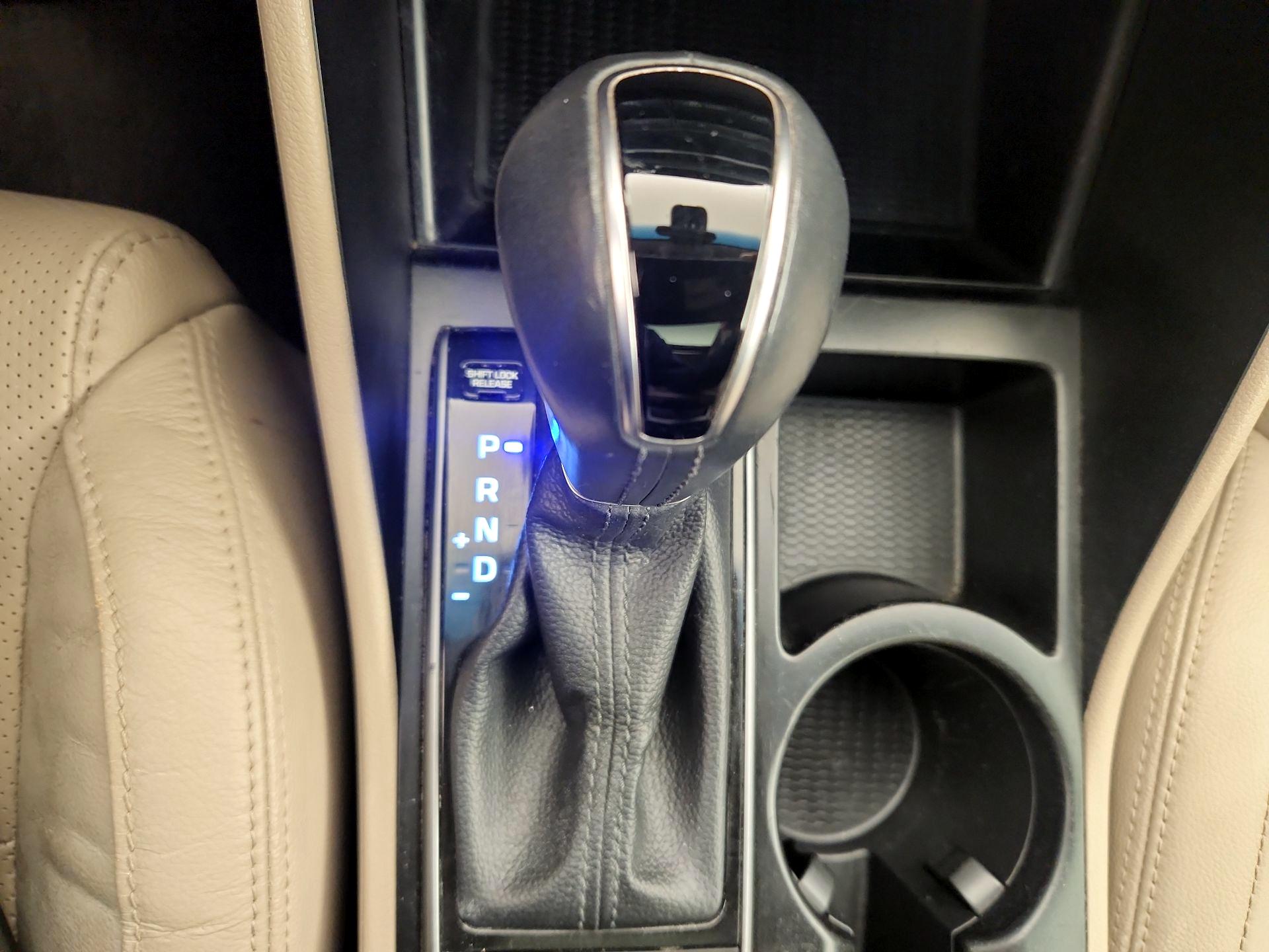 Thumbnail: 2017 Hyundai Tucson - 18