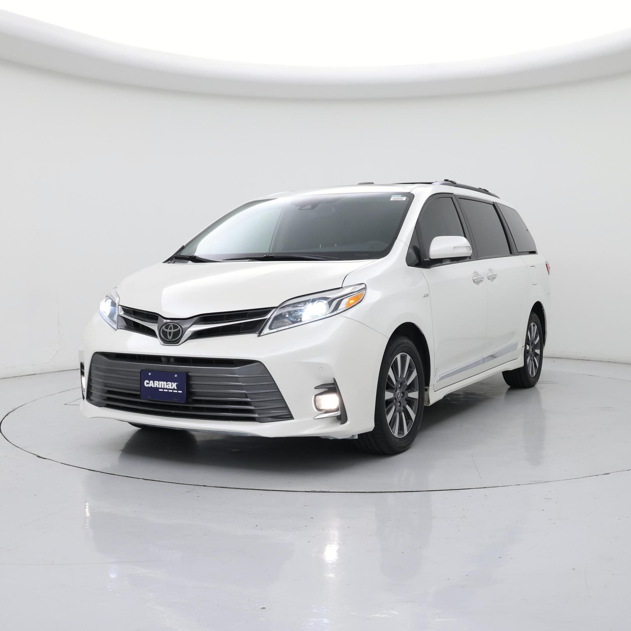 Thumbnail: 2020 Toyota Sienna - 4