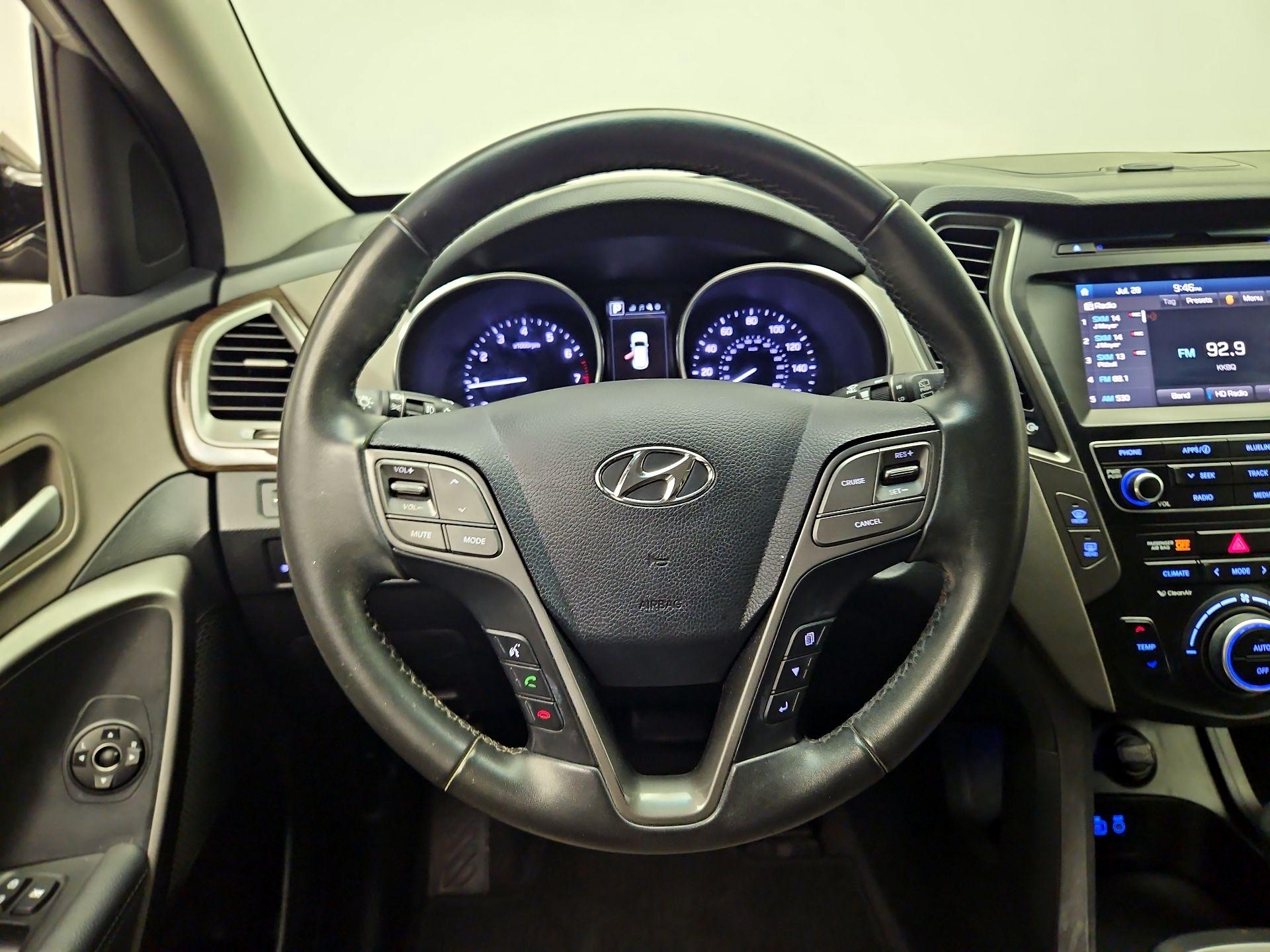 Thumbnail: 2017 Hyundai Santa Fe - 10
