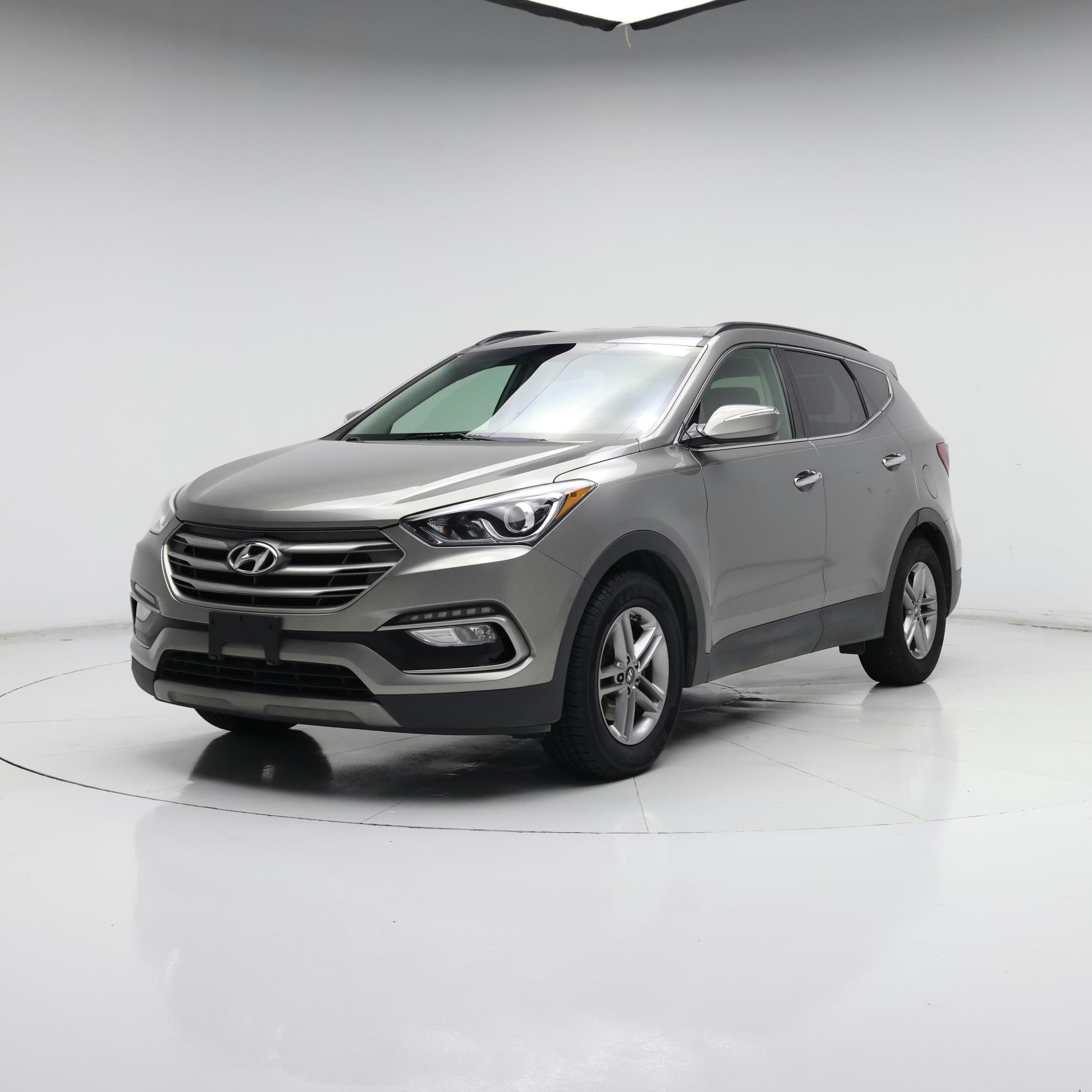 Thumbnail: 2017 Hyundai Santa Fe - 4