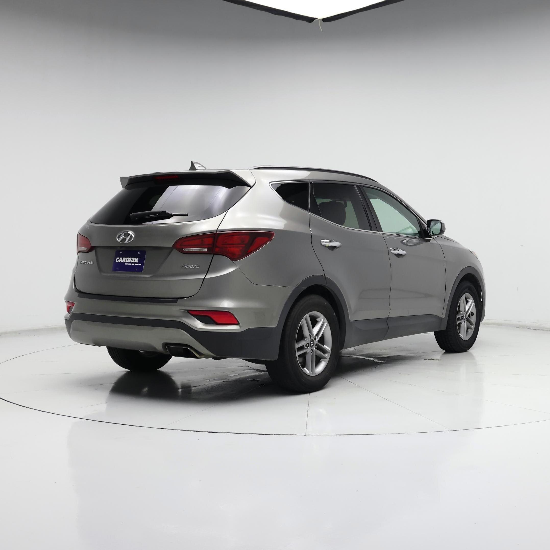 Thumbnail: 2017 Hyundai Santa Fe - 8