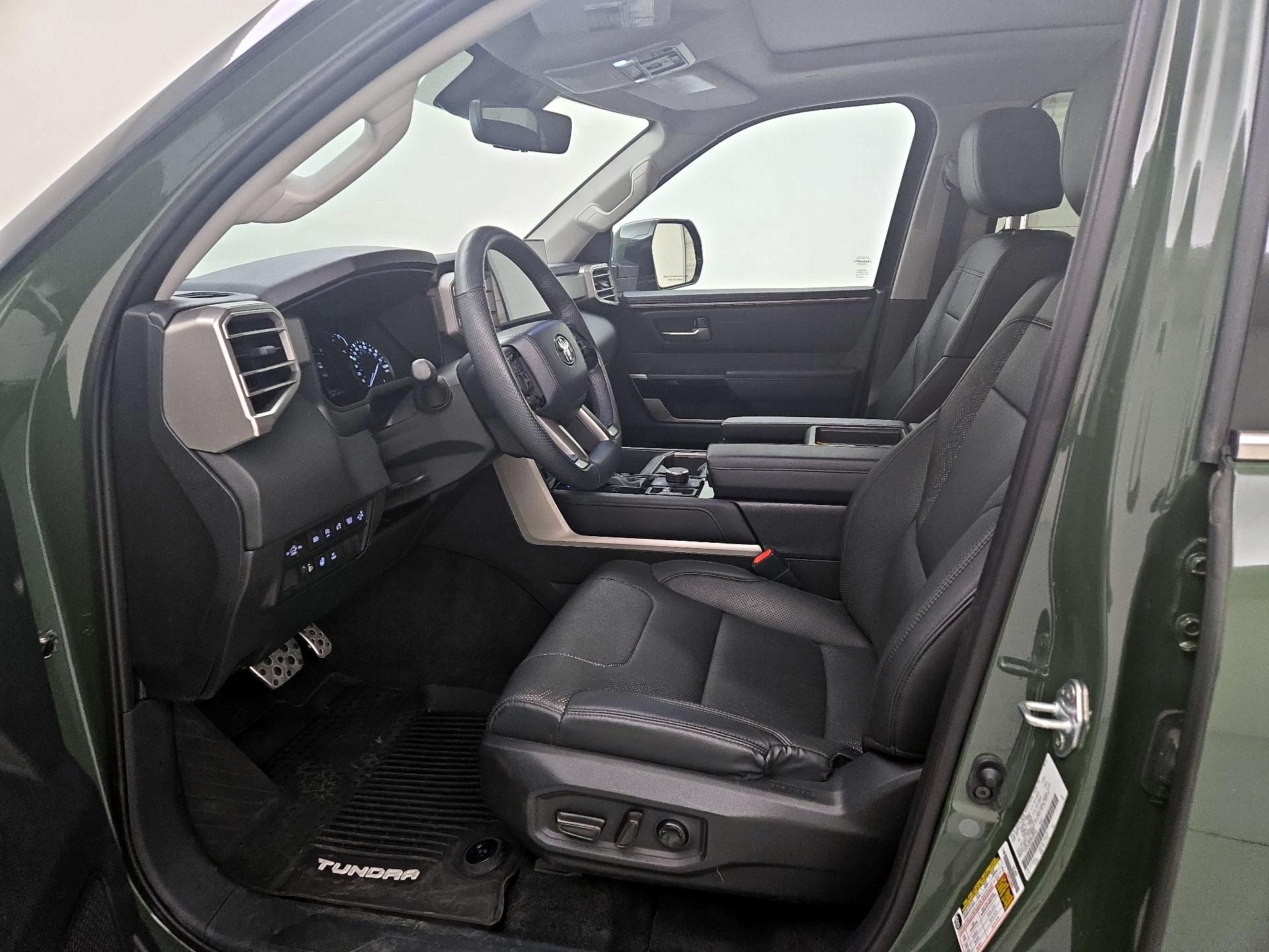 Thumbnail: 2022 Toyota Tundra - 11