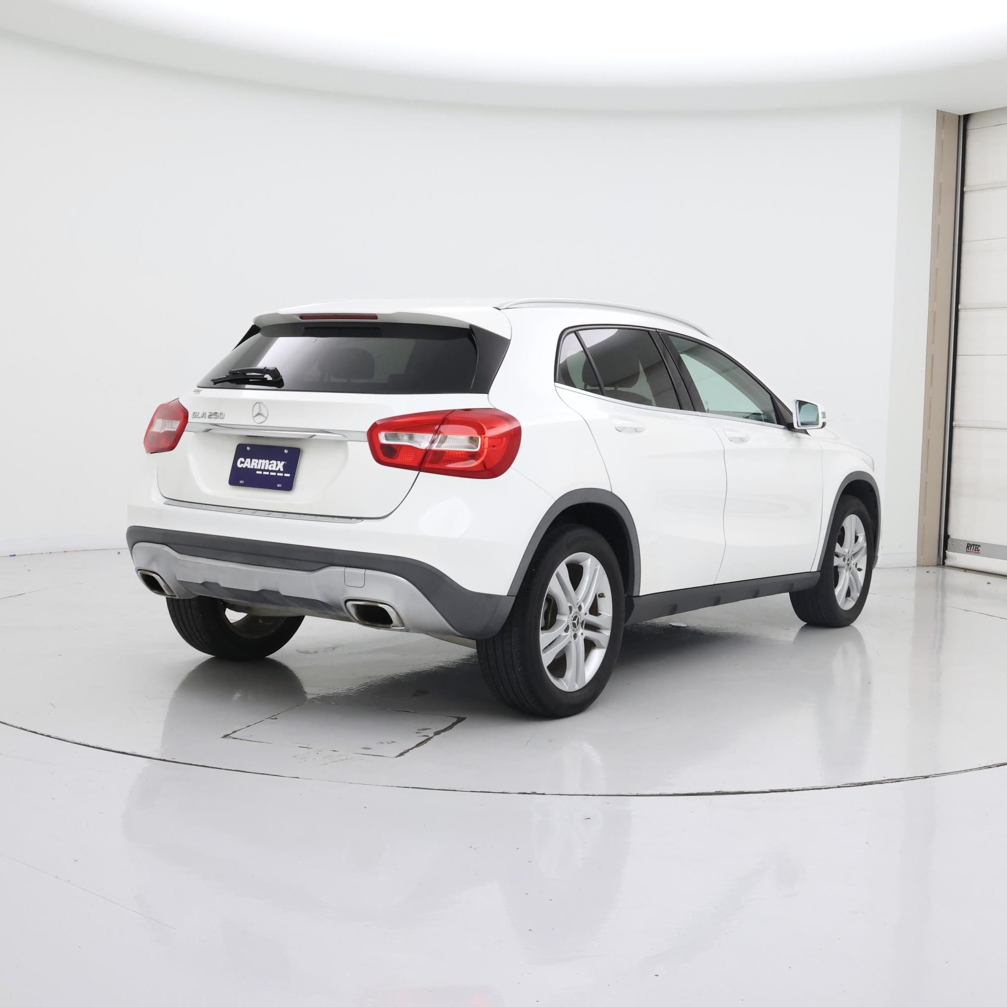 Thumbnail: 2018 Mercedes-Benz GLA - 8