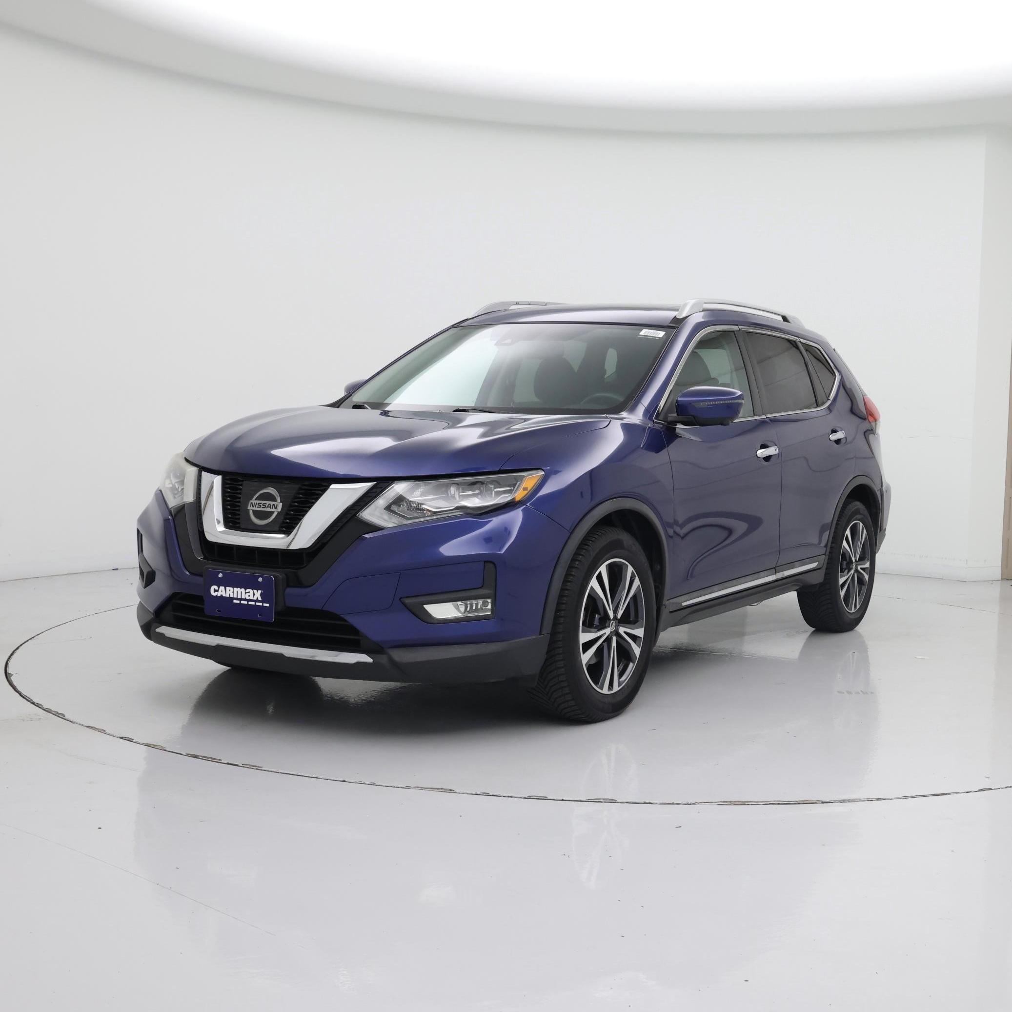 Thumbnail: 2017 Nissan Rogue - 4