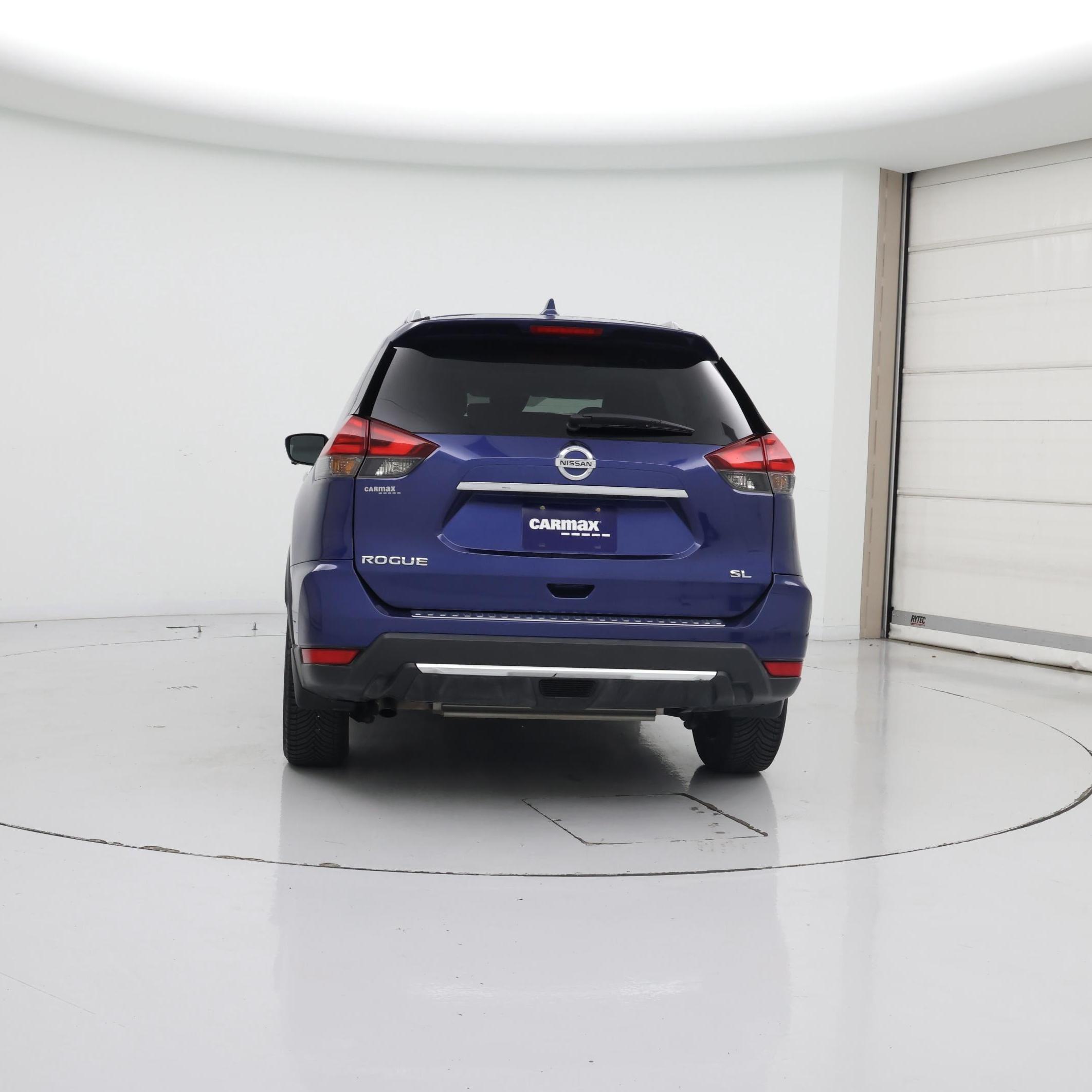 Thumbnail: 2017 Nissan Rogue - 6