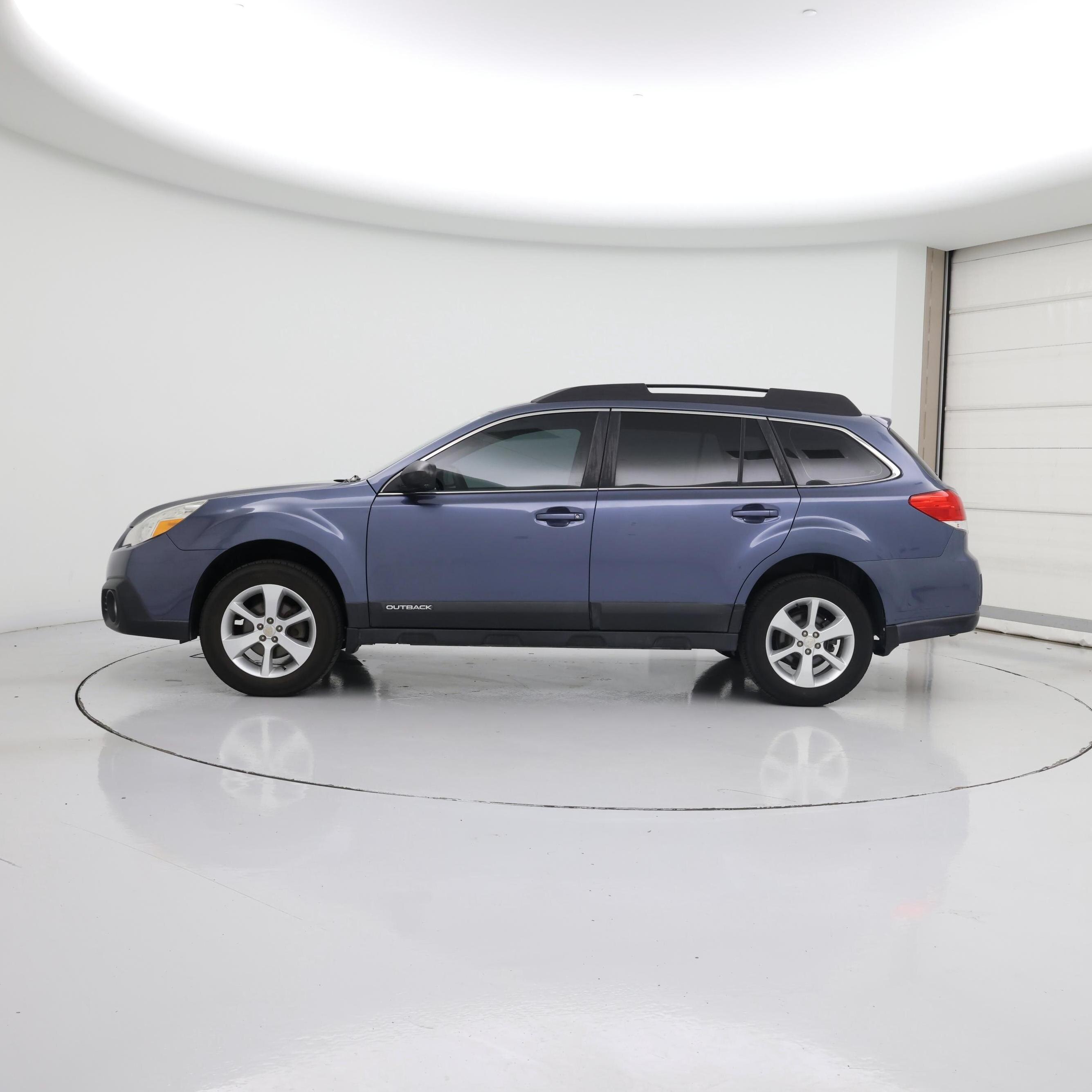 Thumbnail: 2014 Subaru Outback - 3