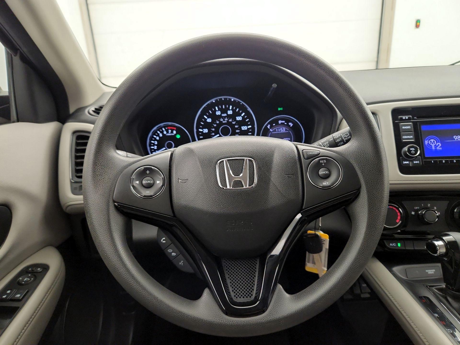 Thumbnail: 2016 Honda HR-V - 10