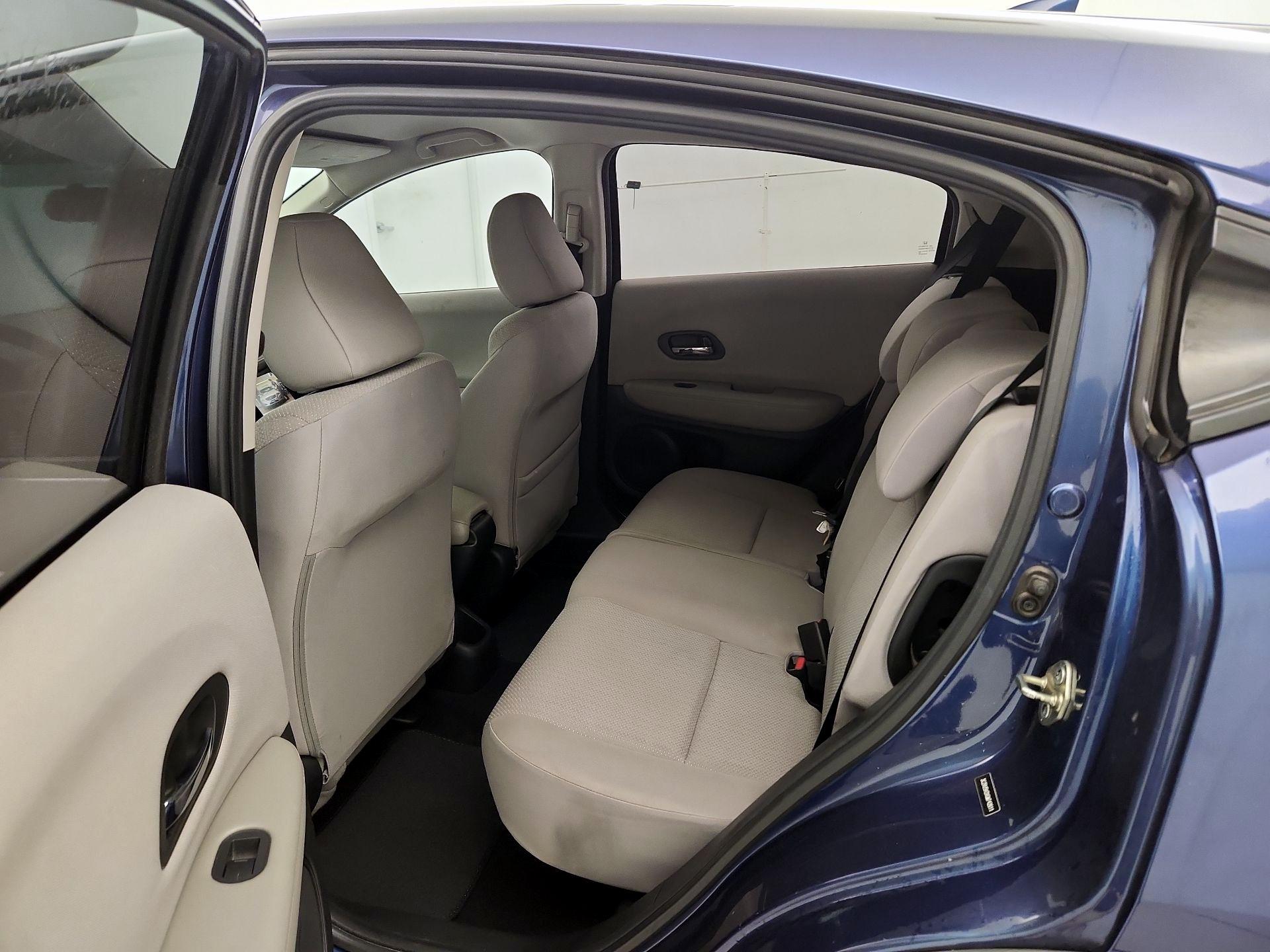 Thumbnail: 2016 Honda HR-V - 19